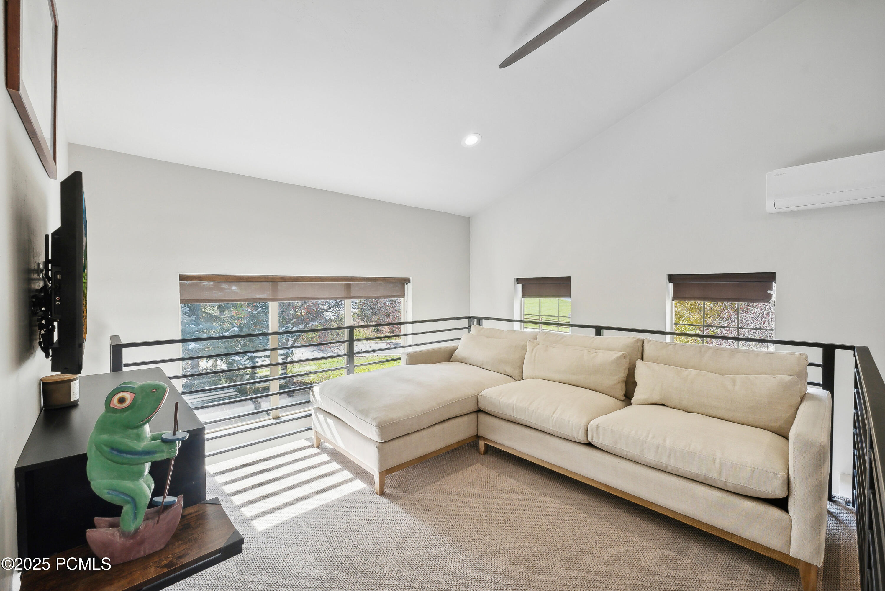 1390 Meadow Loop Road