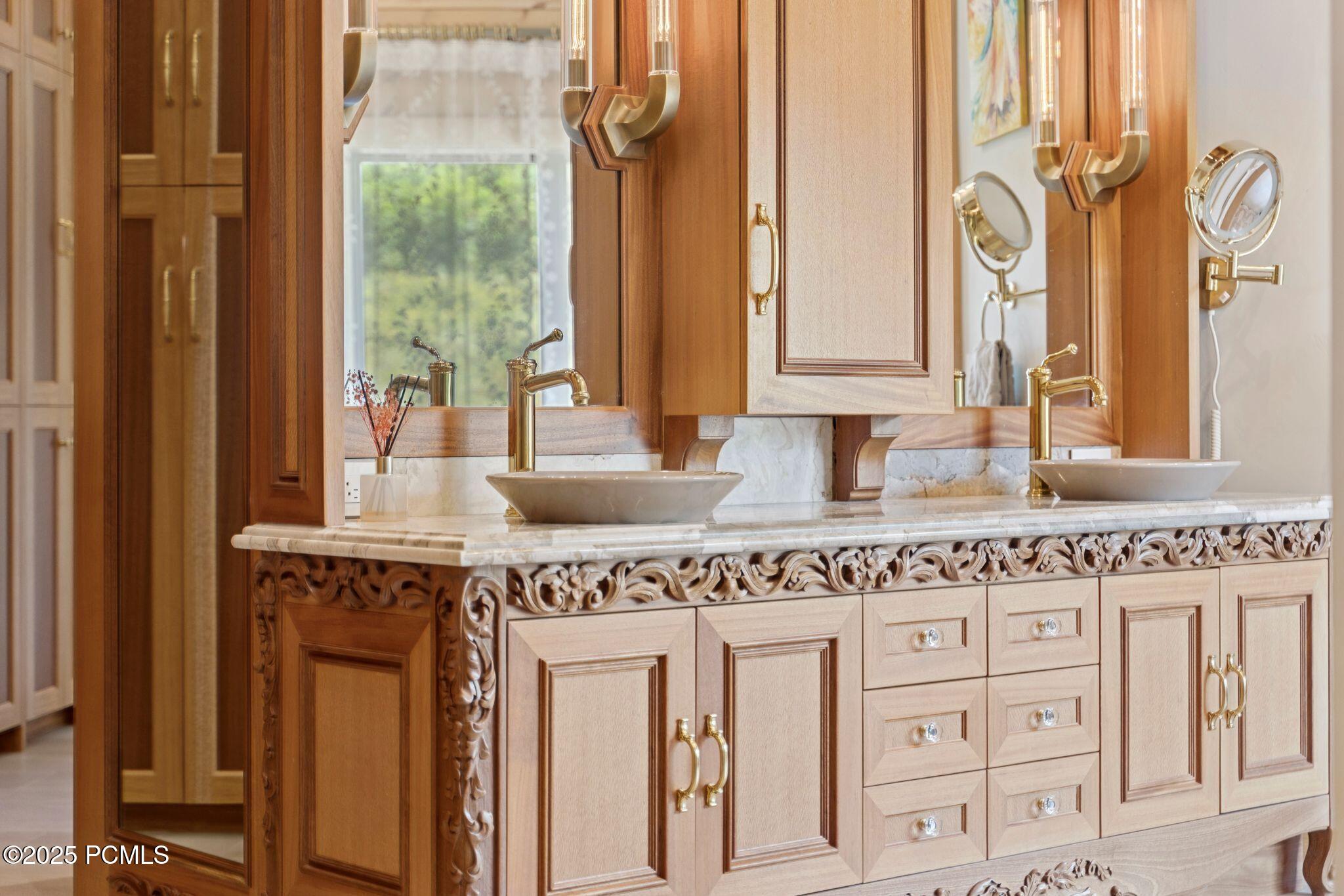 6336 E Evening Star Drive