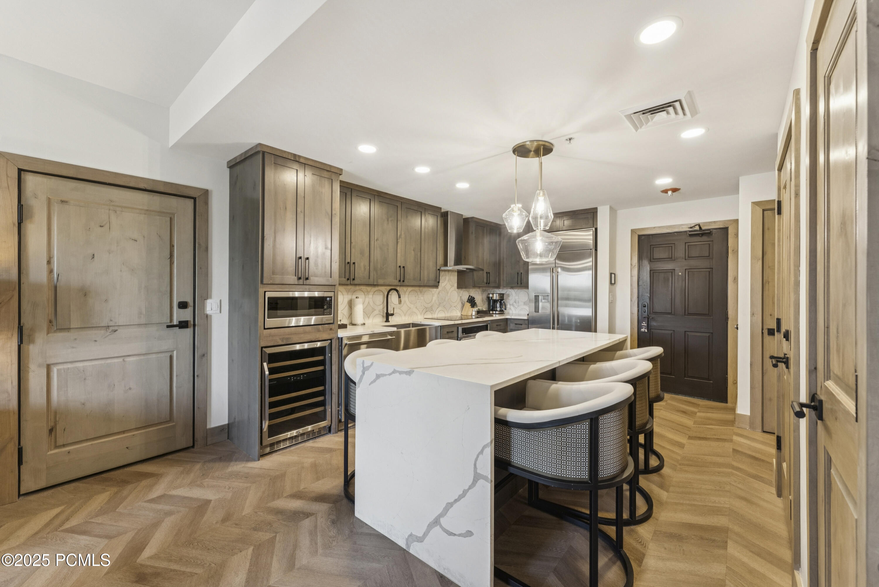 3000 Canyons Resort Drive, 3303a