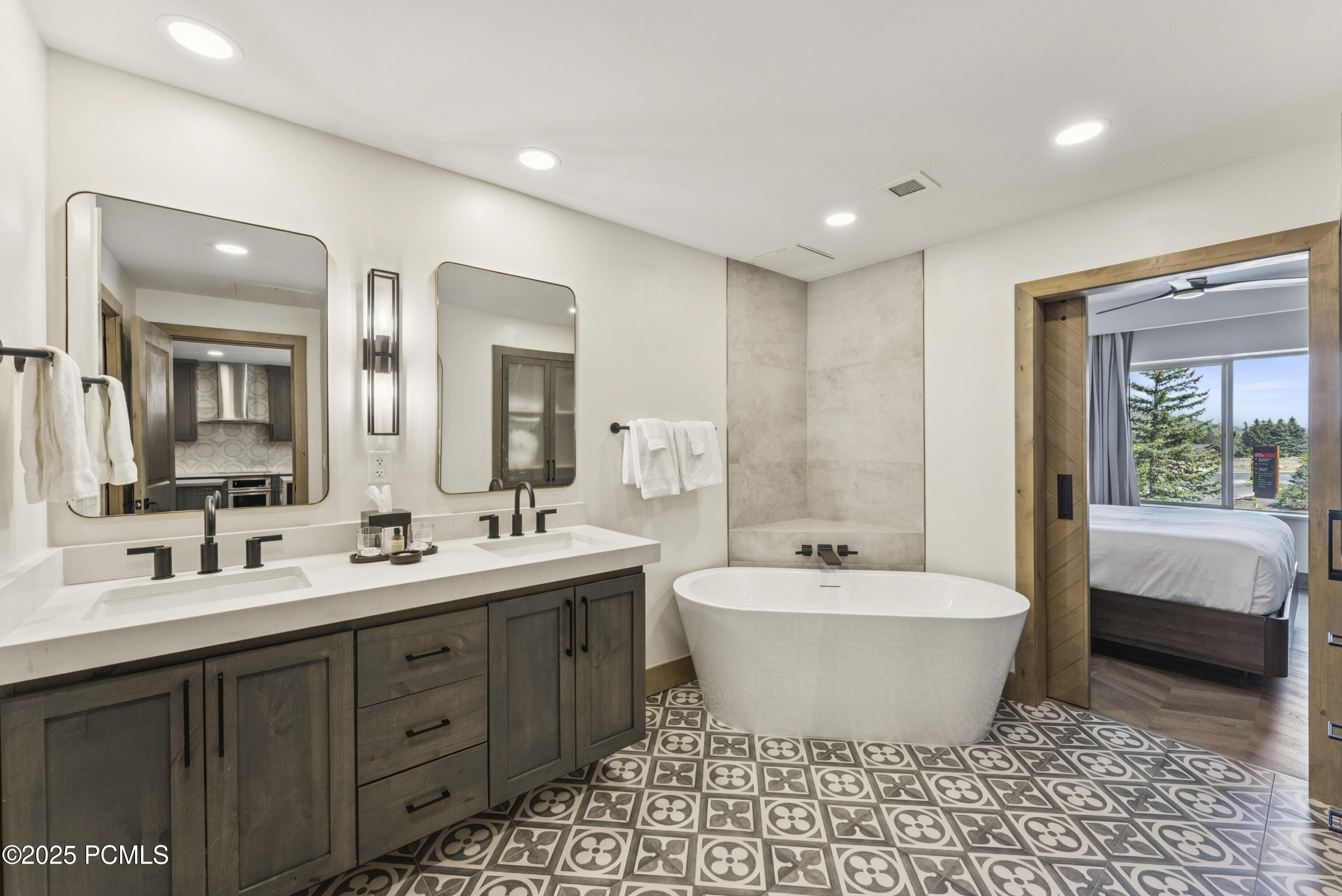 3000 Canyons Resort Drive, 3303a