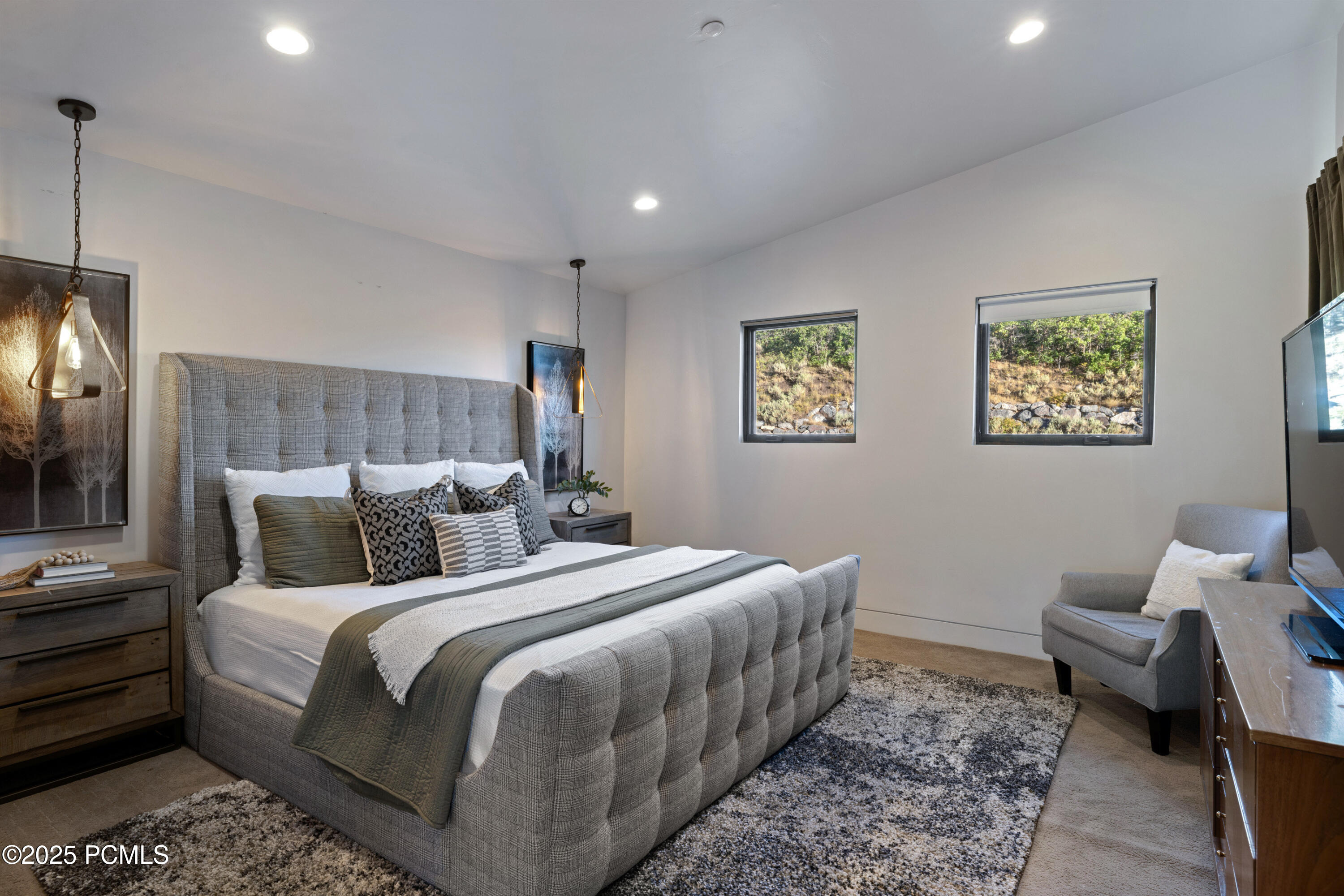 836 Canyon Gate Road