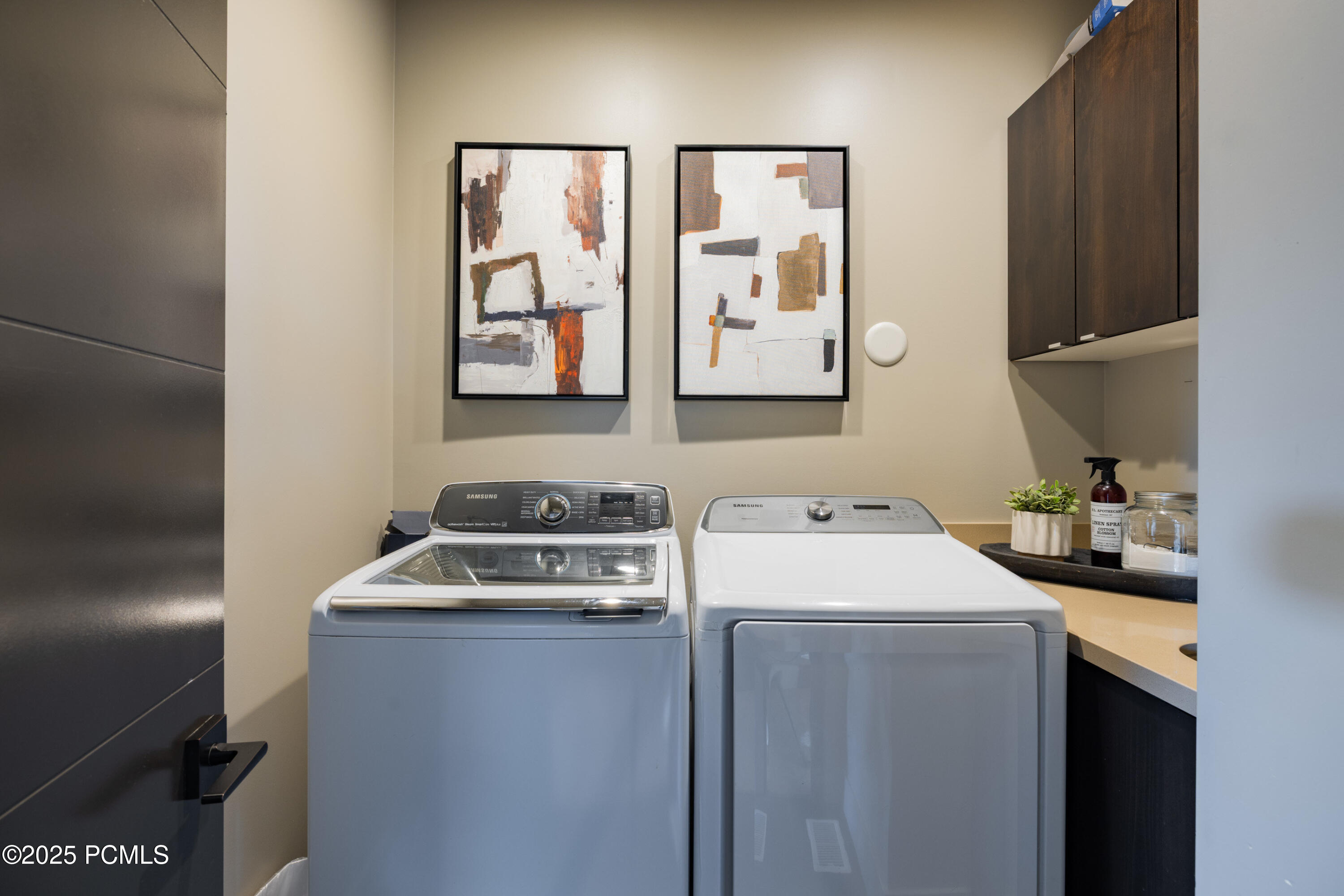 836 Canyon Gate Road