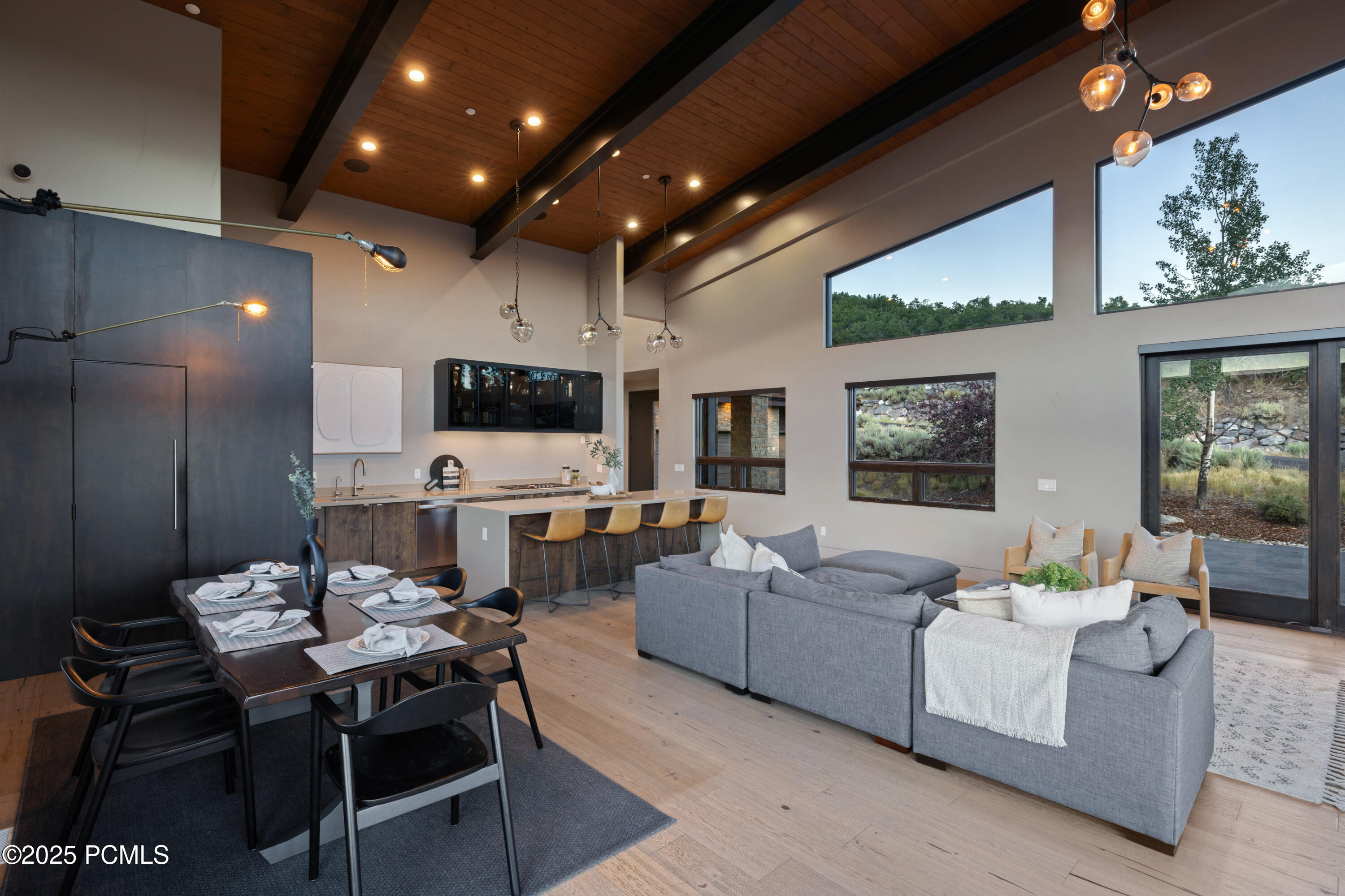 836 Canyon Gate Road