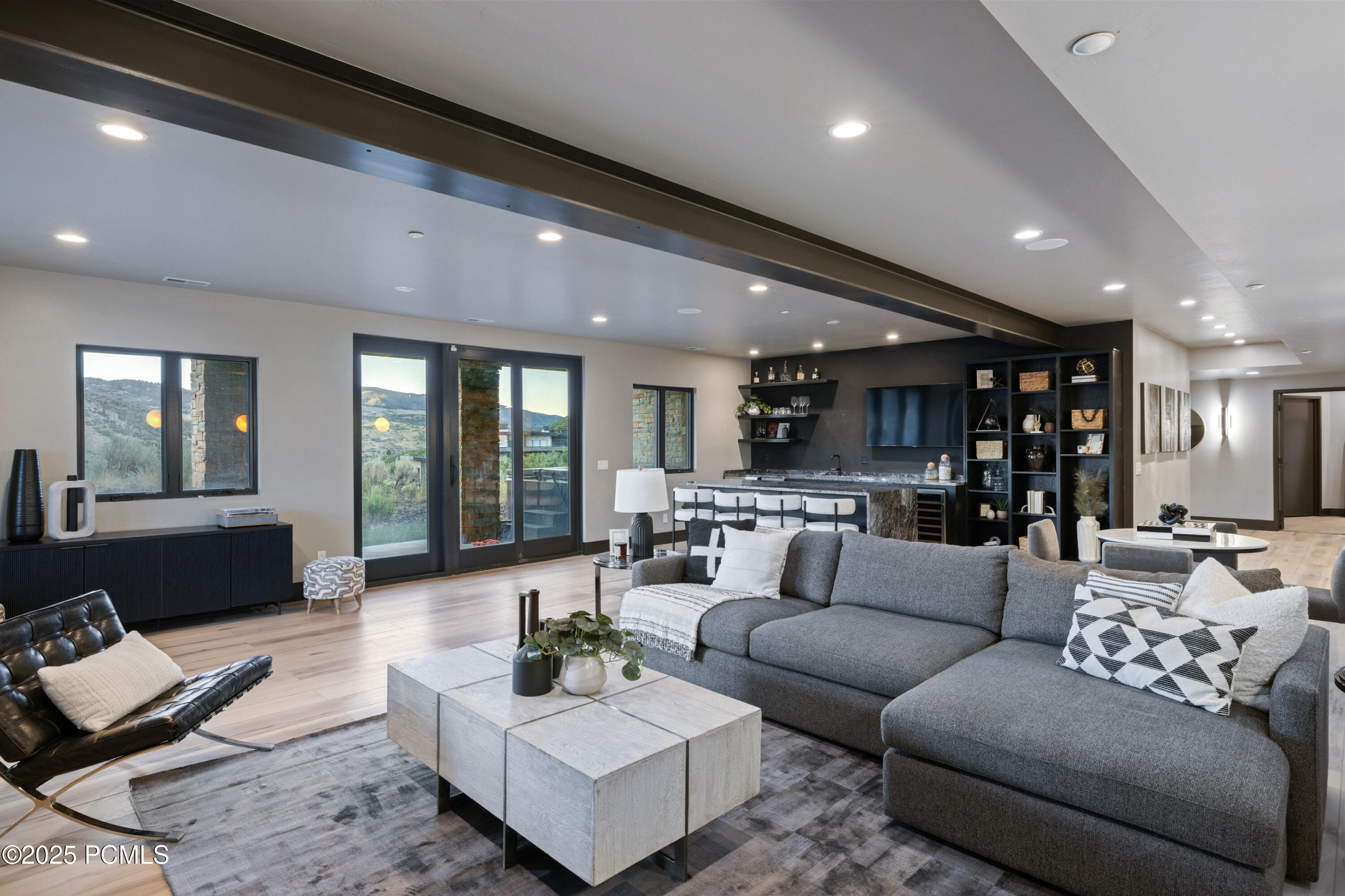 836 Canyon Gate Road