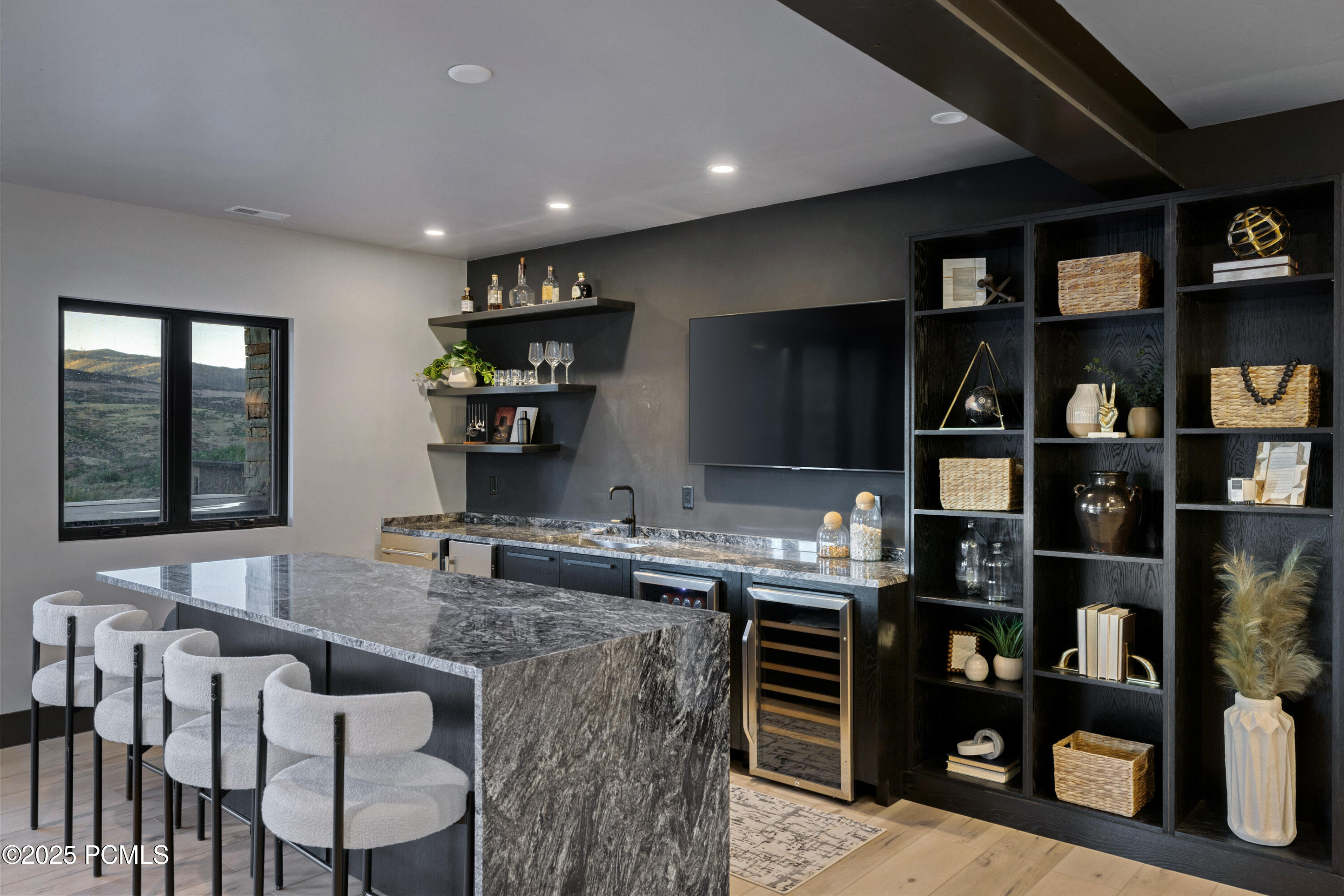 836 Canyon Gate Road