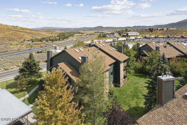 6851 N 2200 West 10g