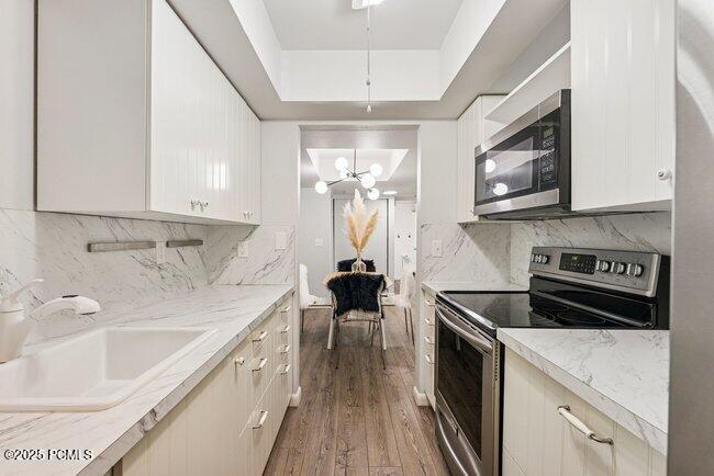 6851 N 2200 West 10g