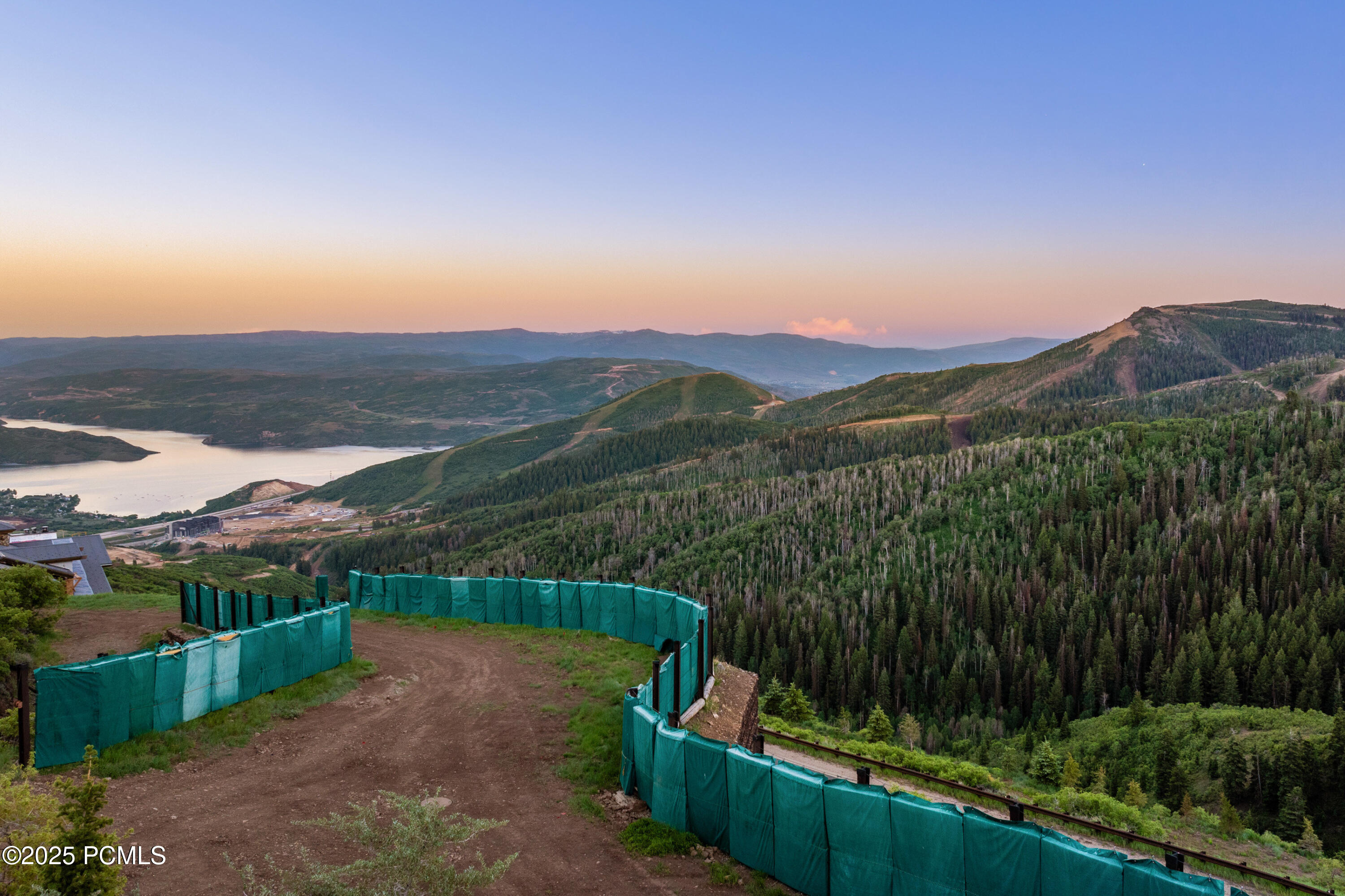 9985 Summit View Drive