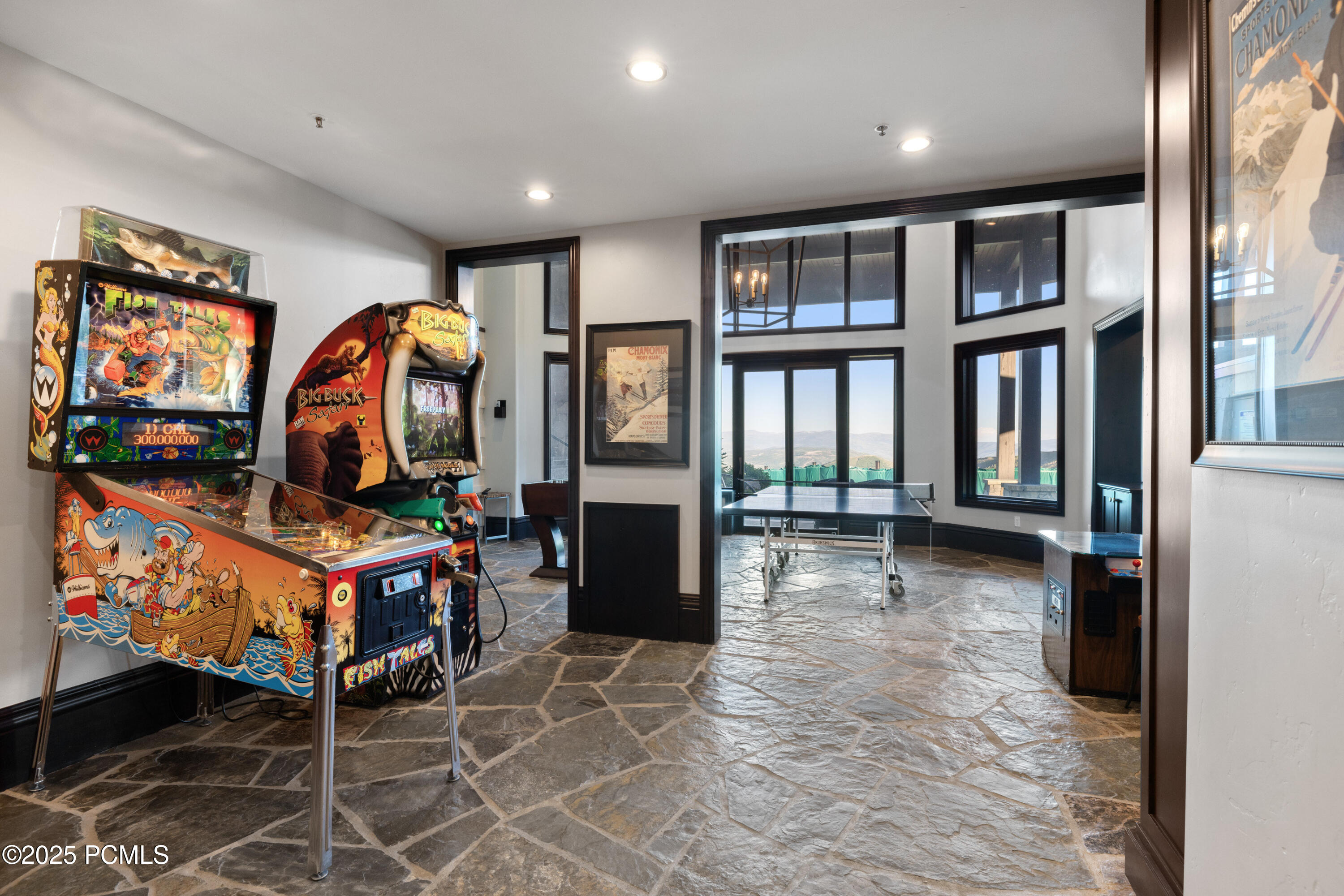 9985 Summit View Drive