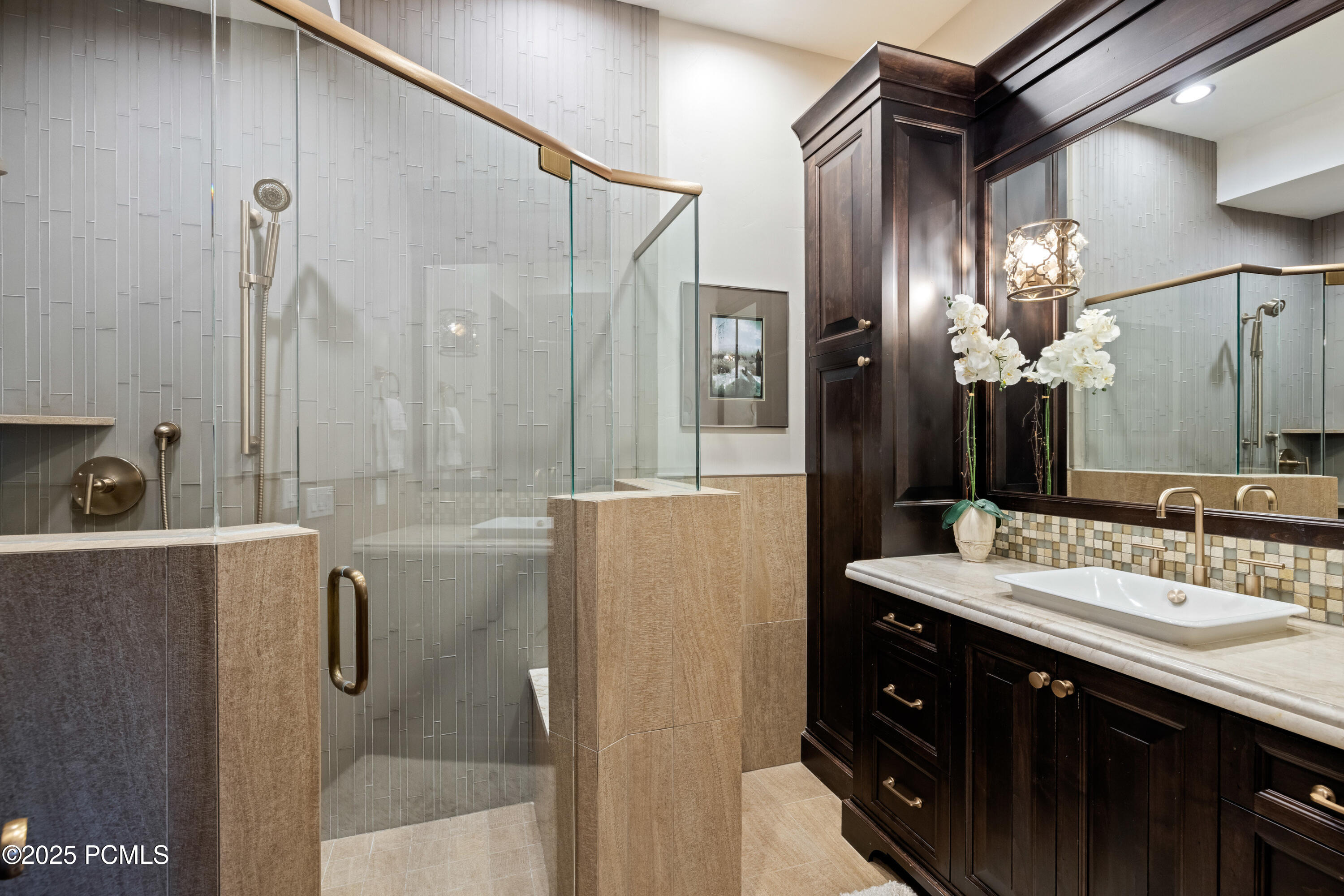 9985 Summit View Drive