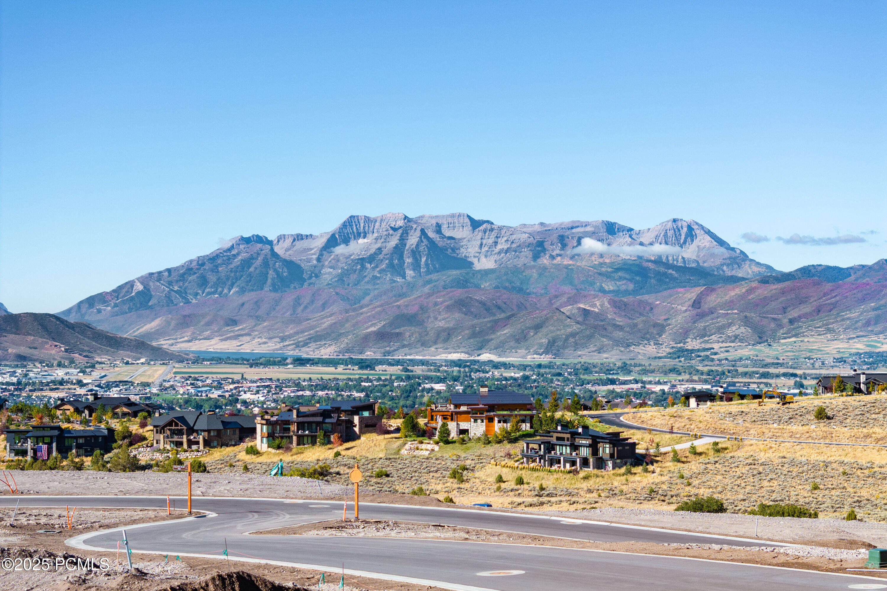 2756 E Granite Peak Drive