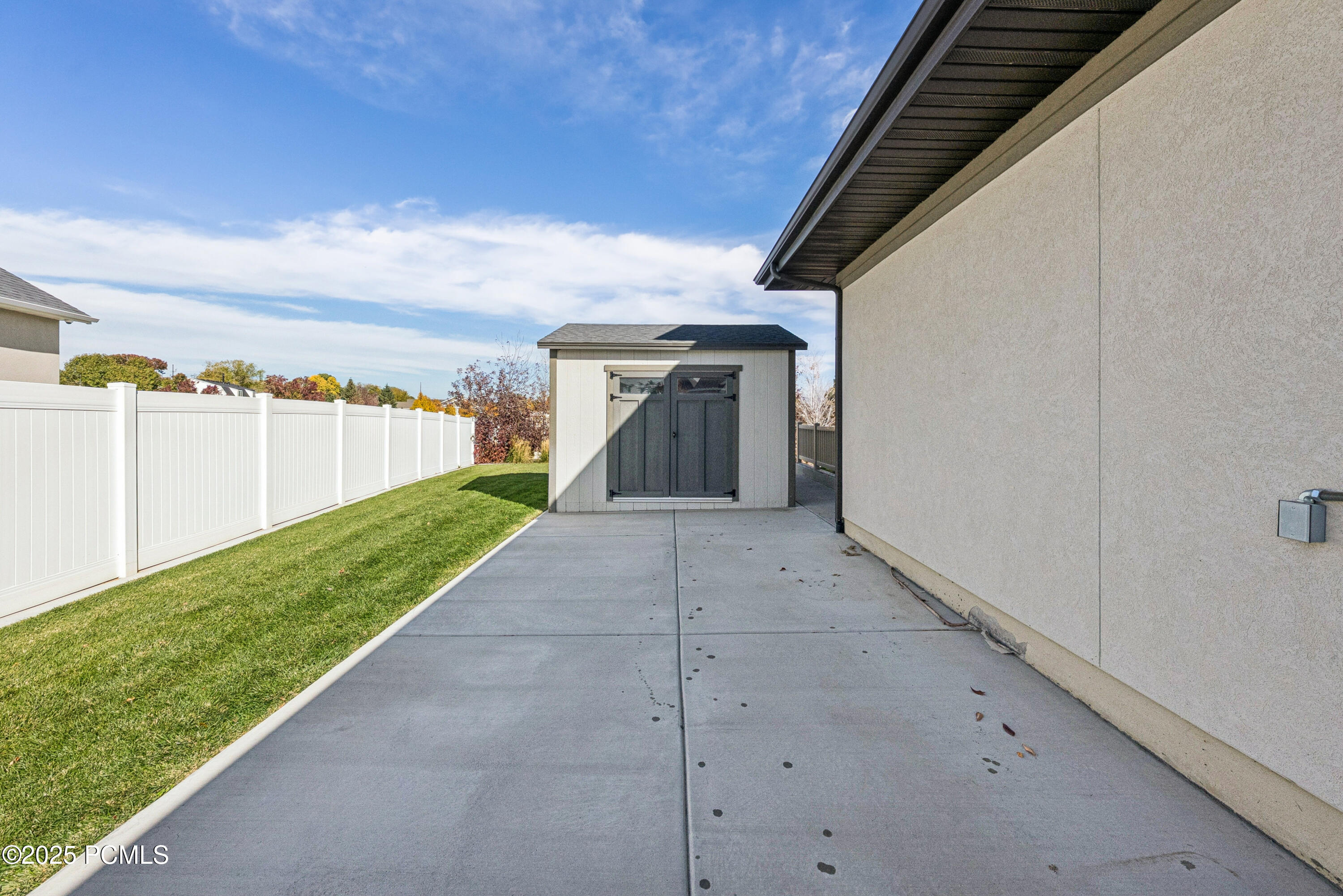 2626 W Midas Side Way