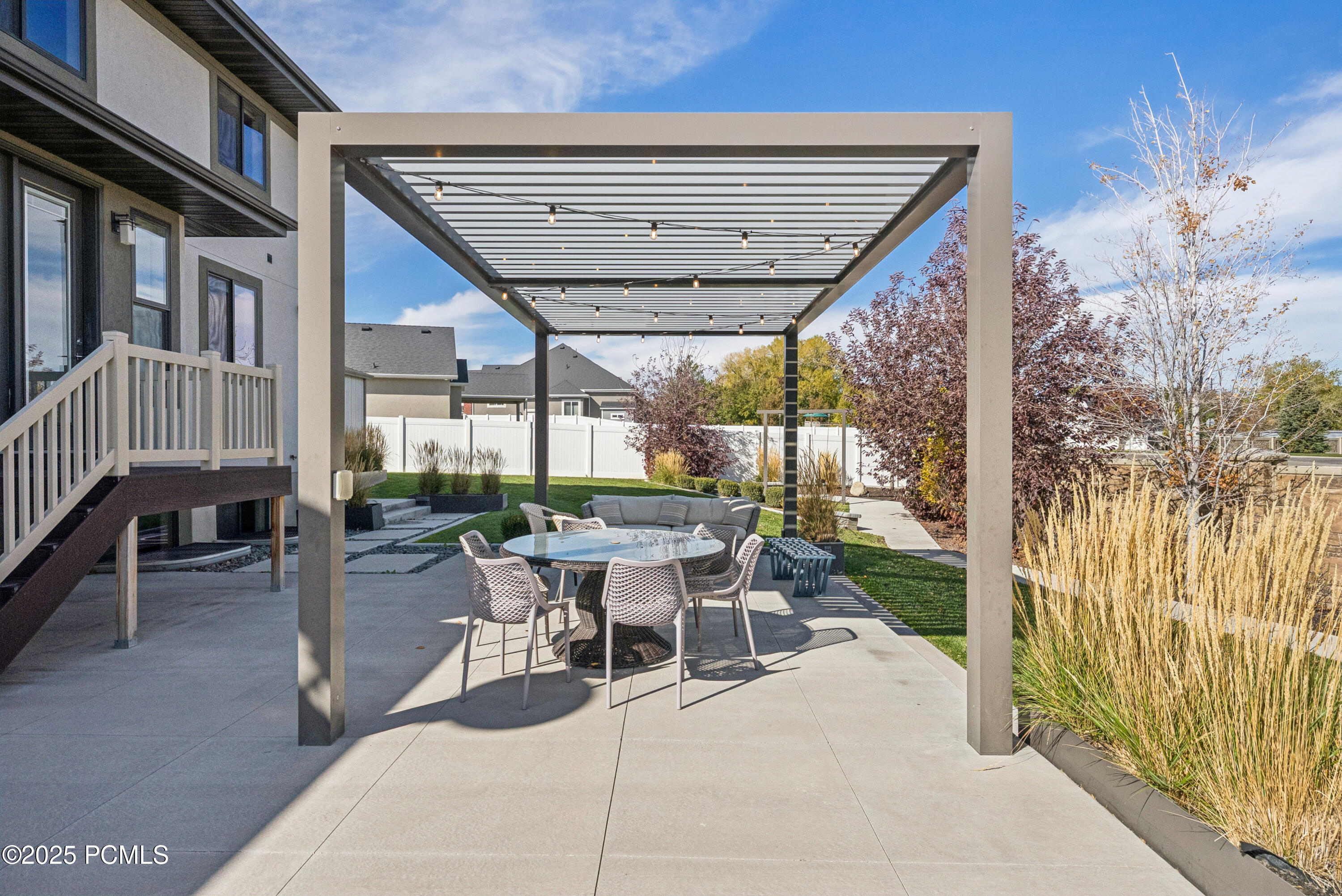 2626 W Midas Side Way