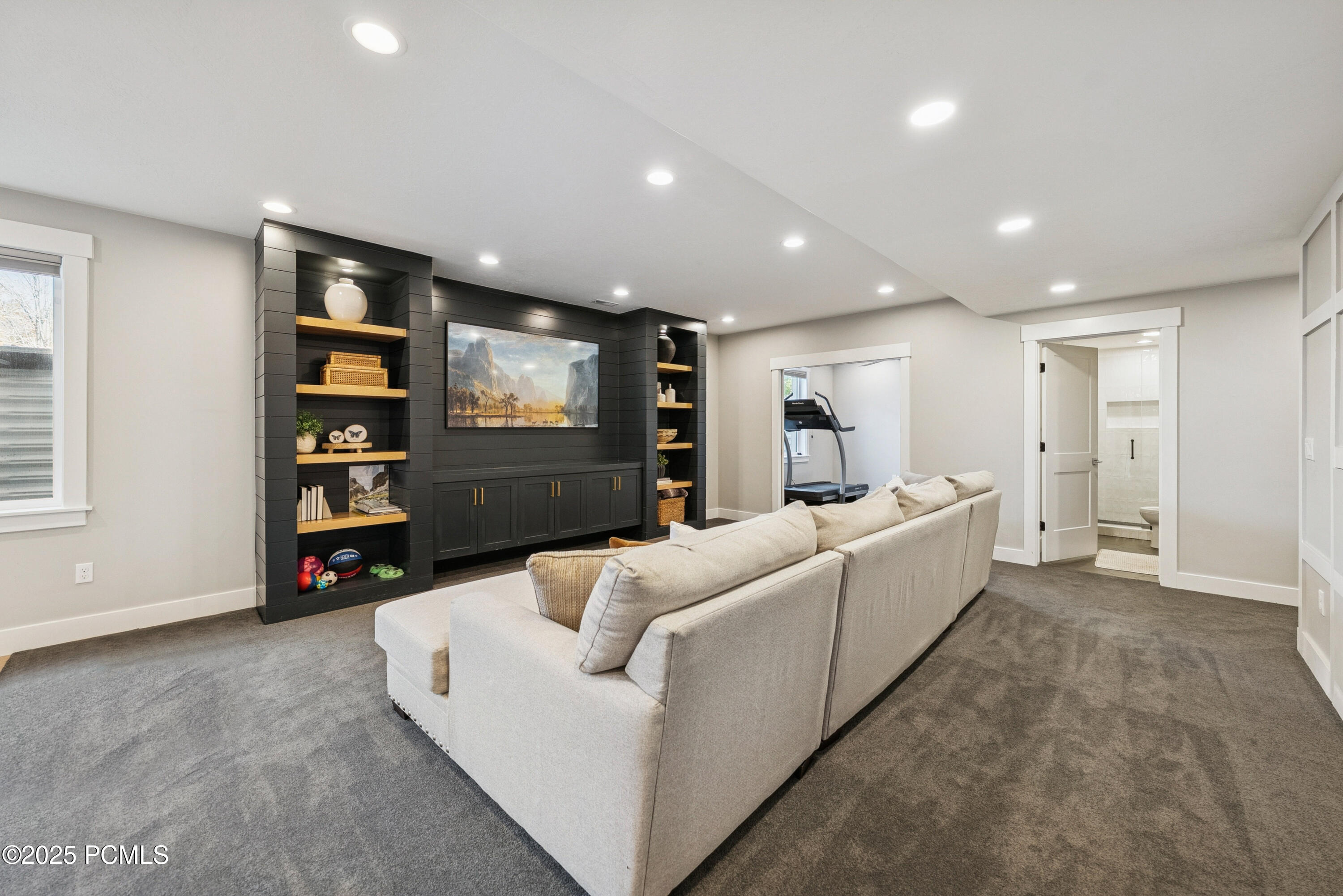 2626 W Midas Side Way