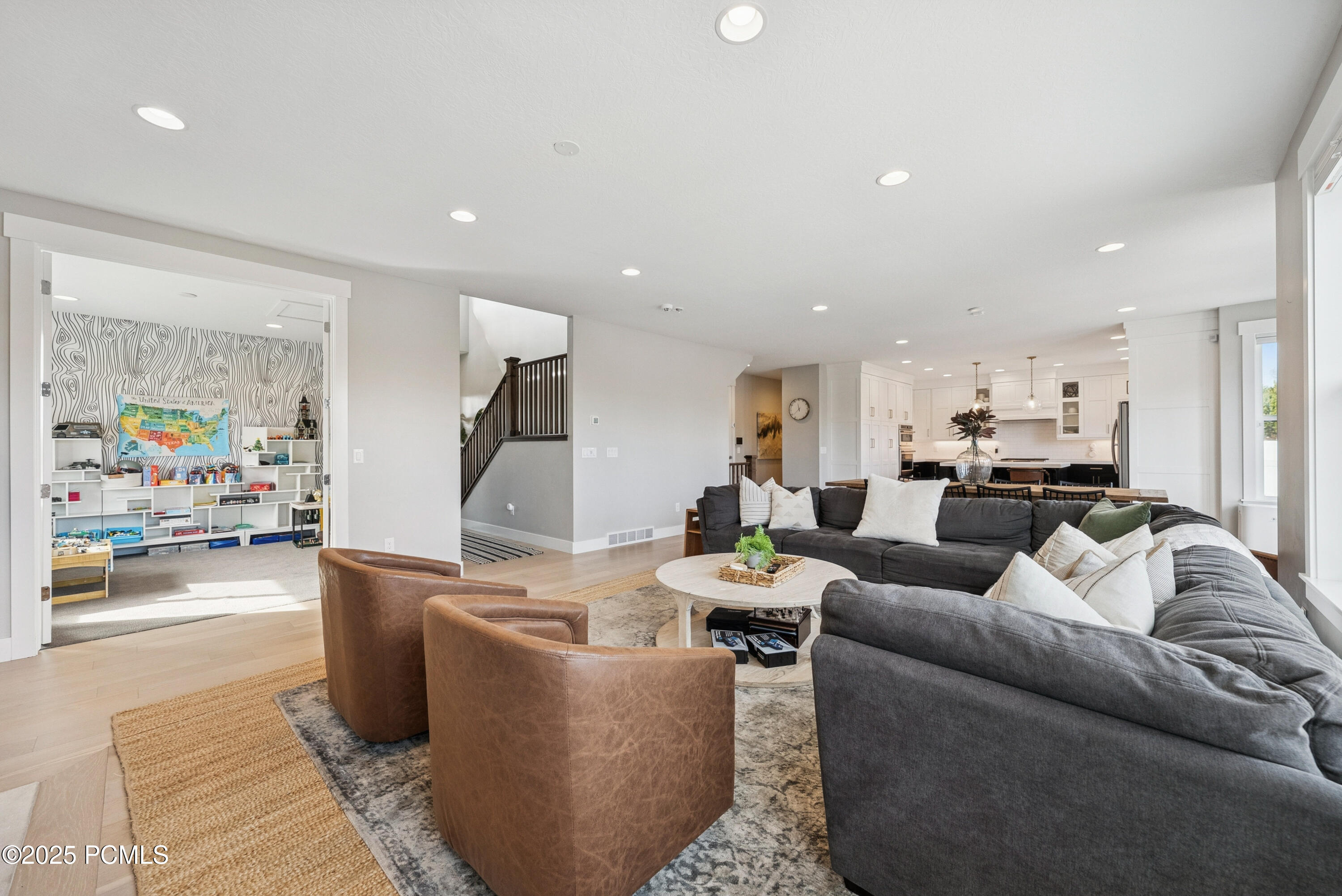 2626 W Midas Side Way