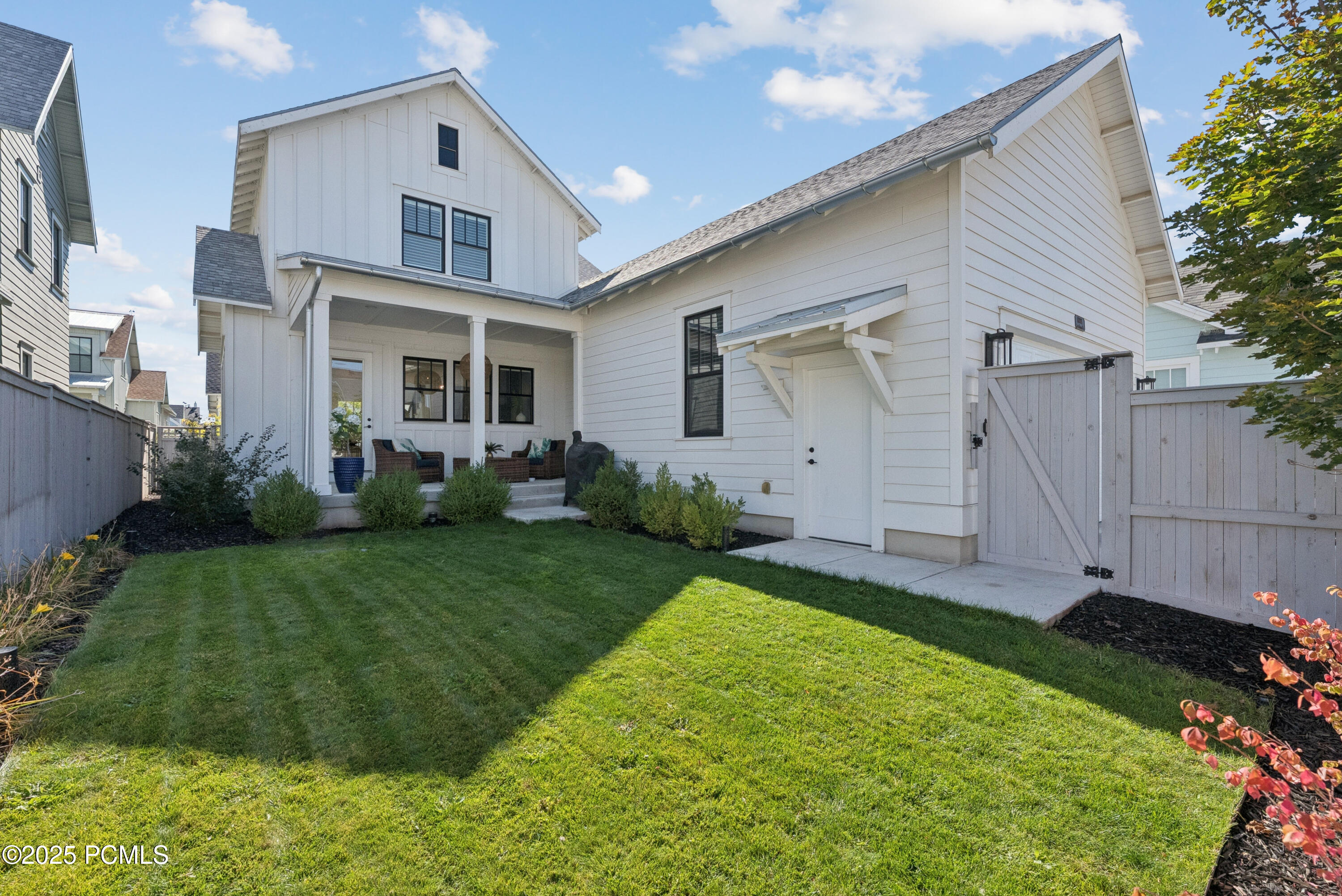 10888 S Lake Island Drive, 166