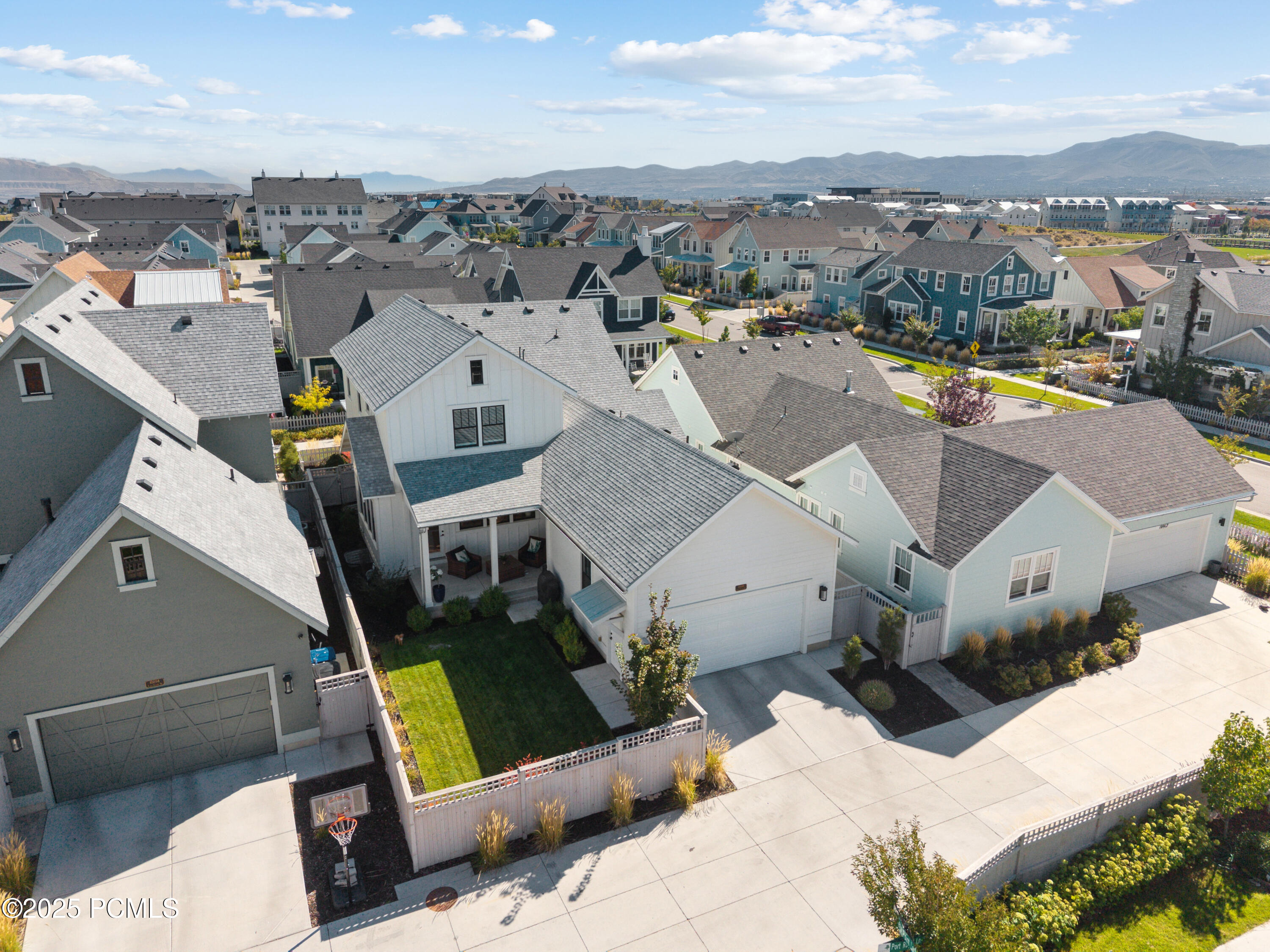 10888 S Lake Island Drive, 166