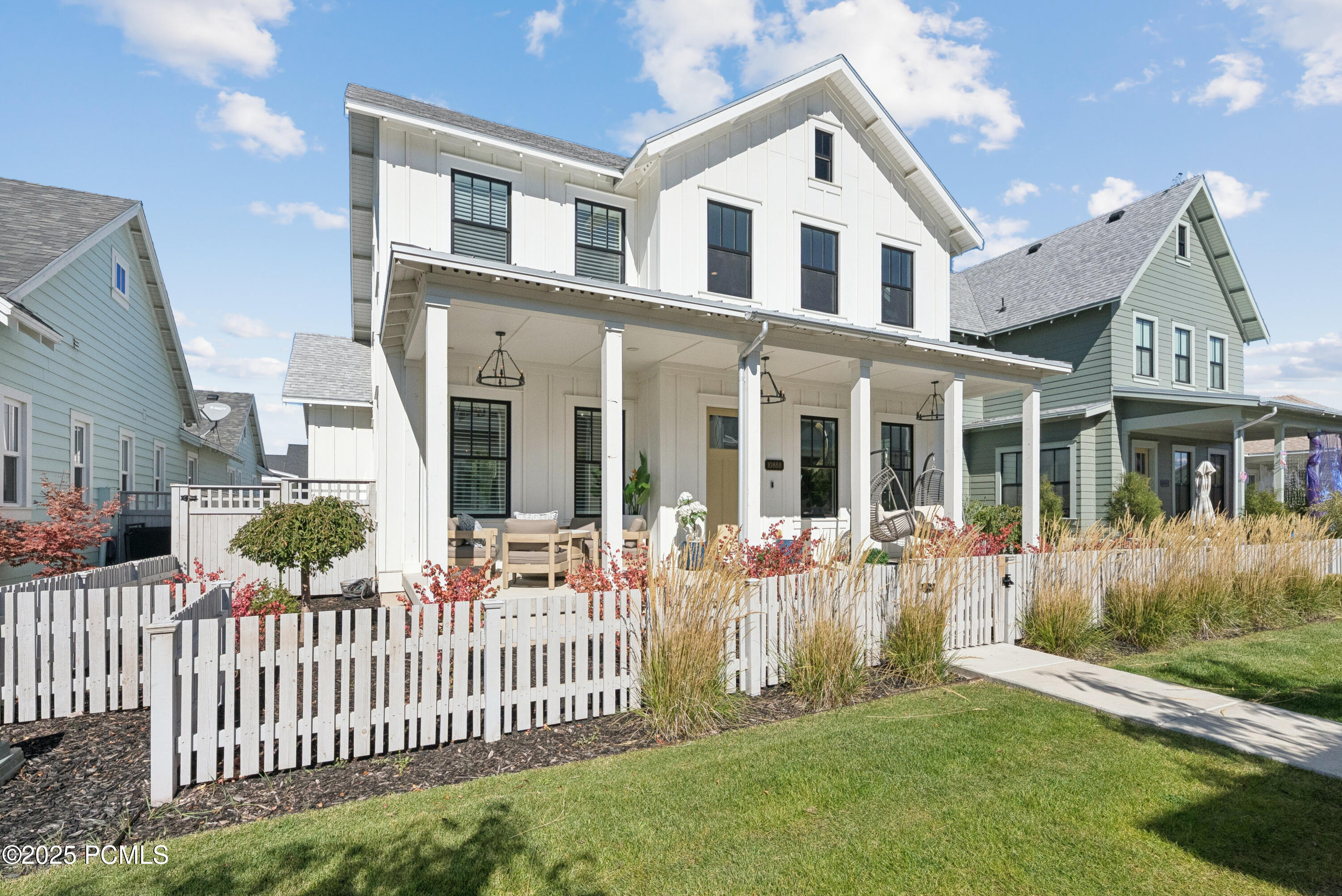 10888 S Lake Island Drive, 166