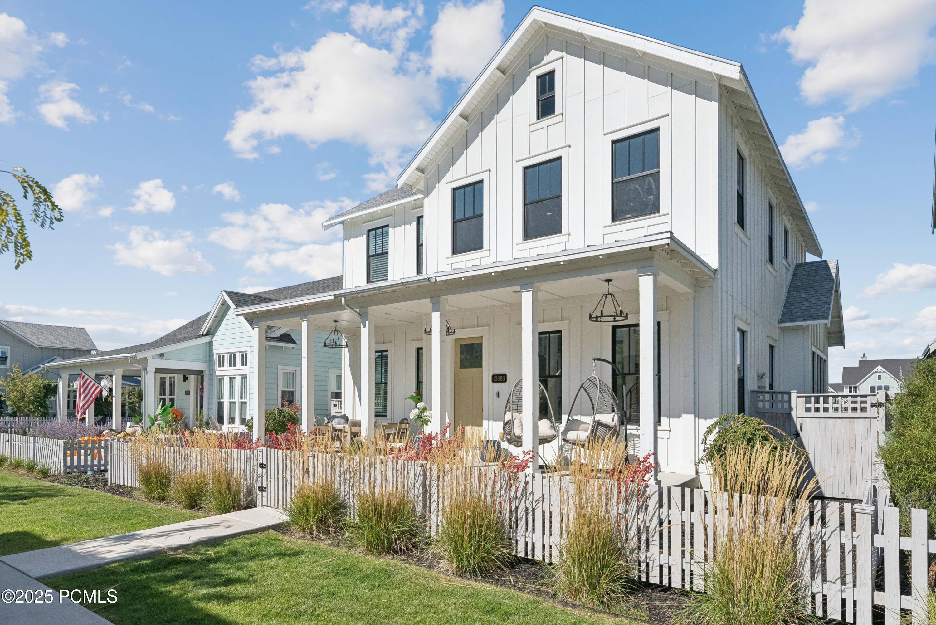 10888 S Lake Island Drive, 166