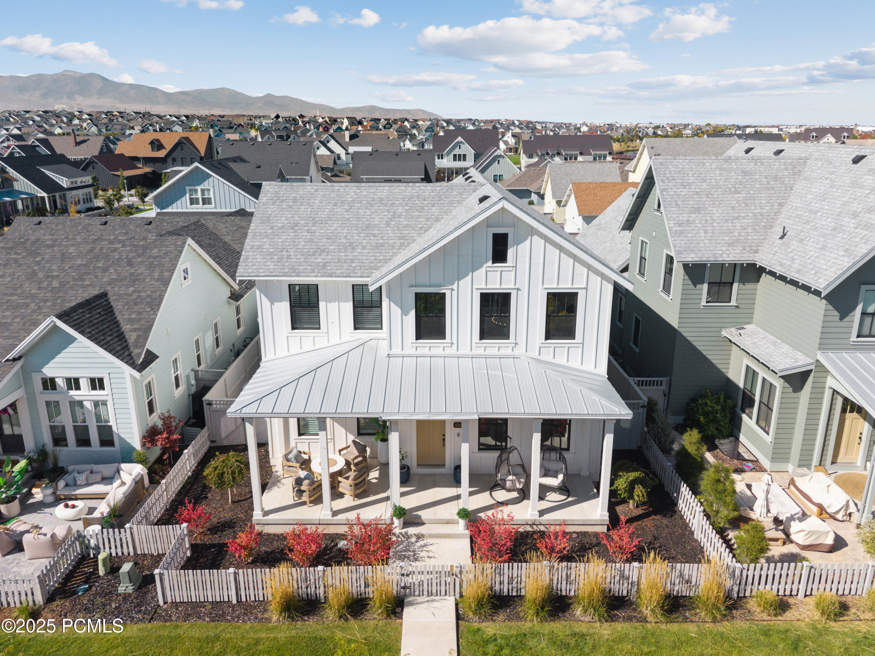 10888 S Lake Island Drive, 166