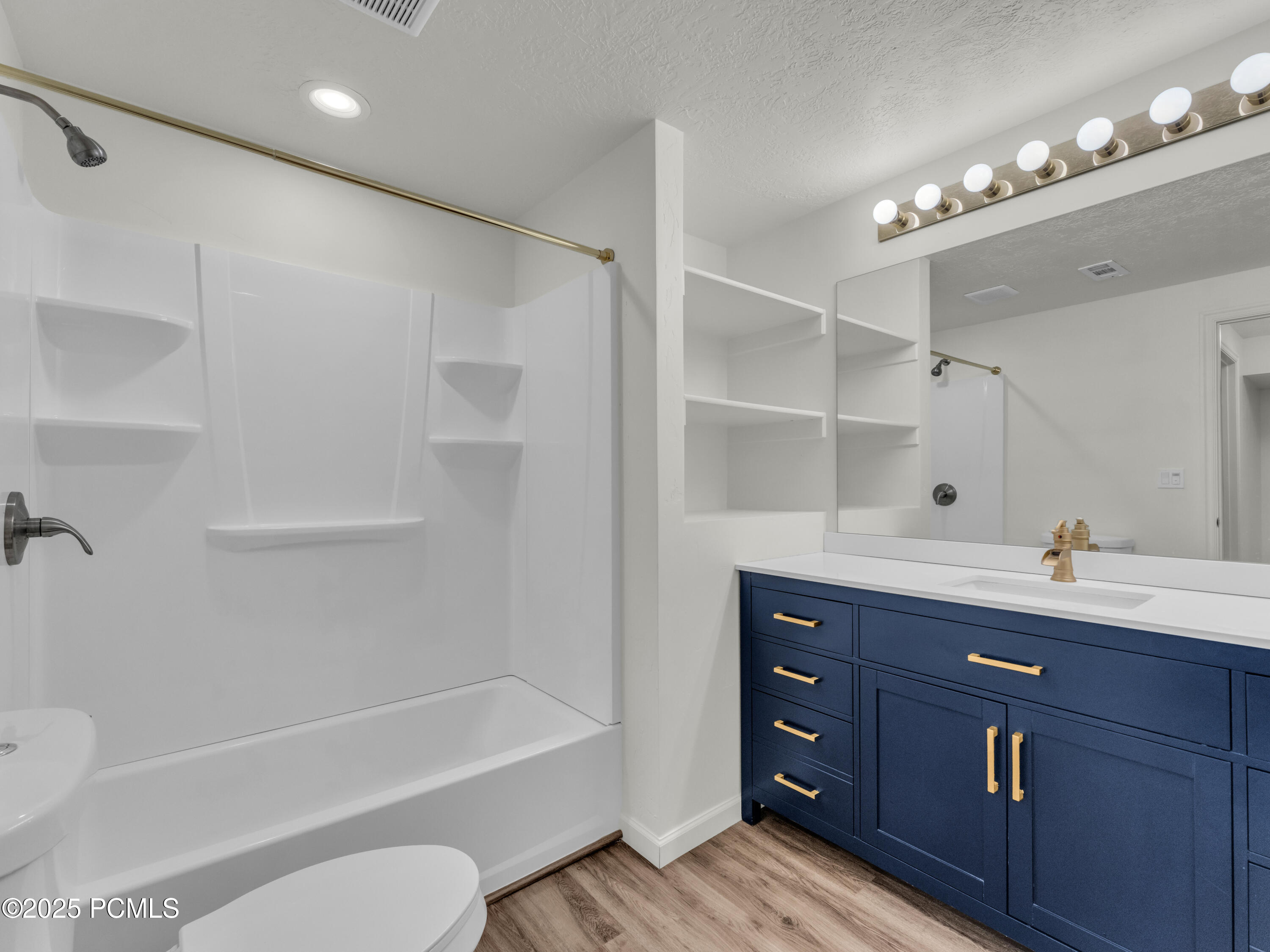 13249 S Shearing Cove