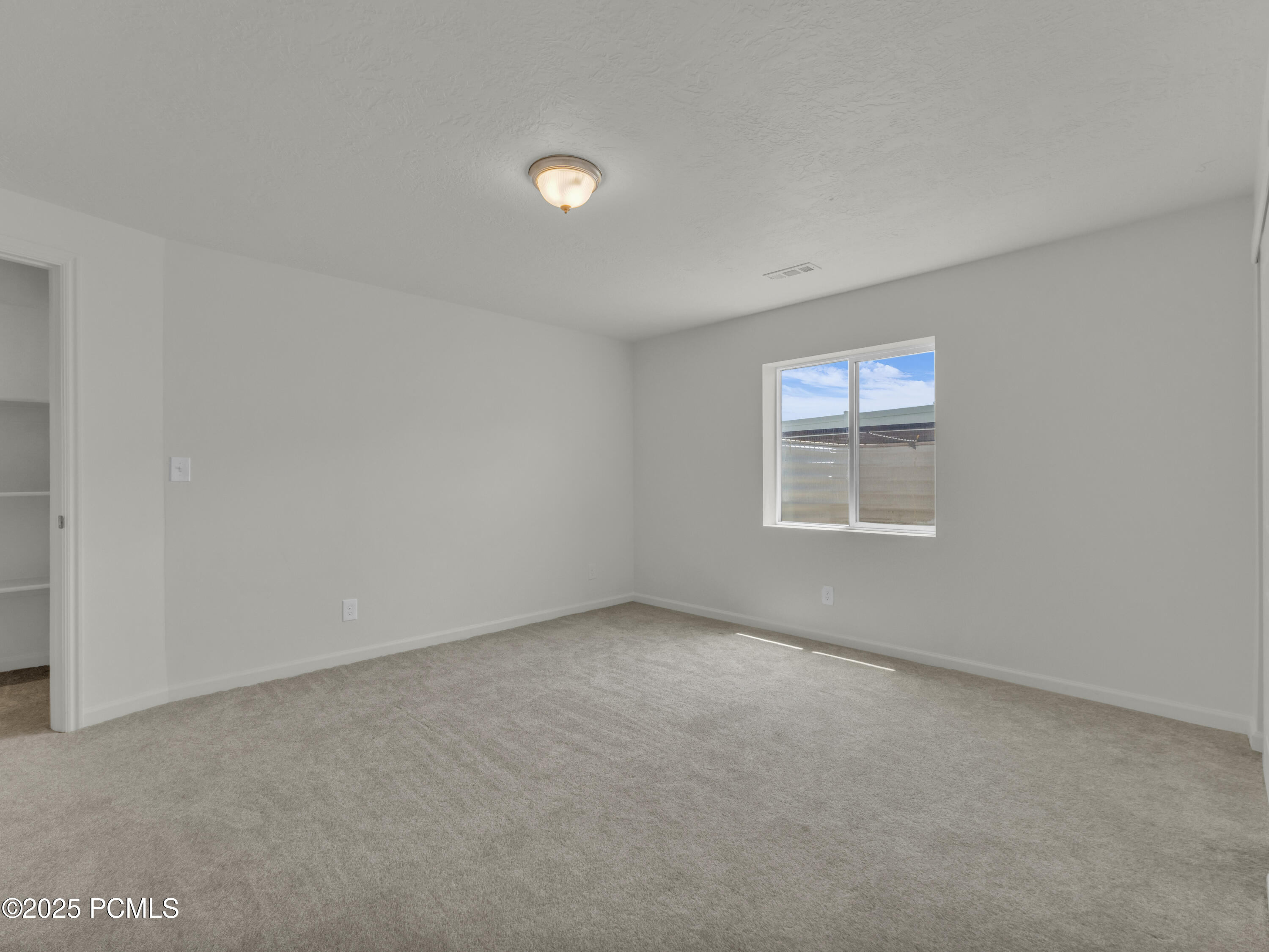 13249 S Shearing Cove