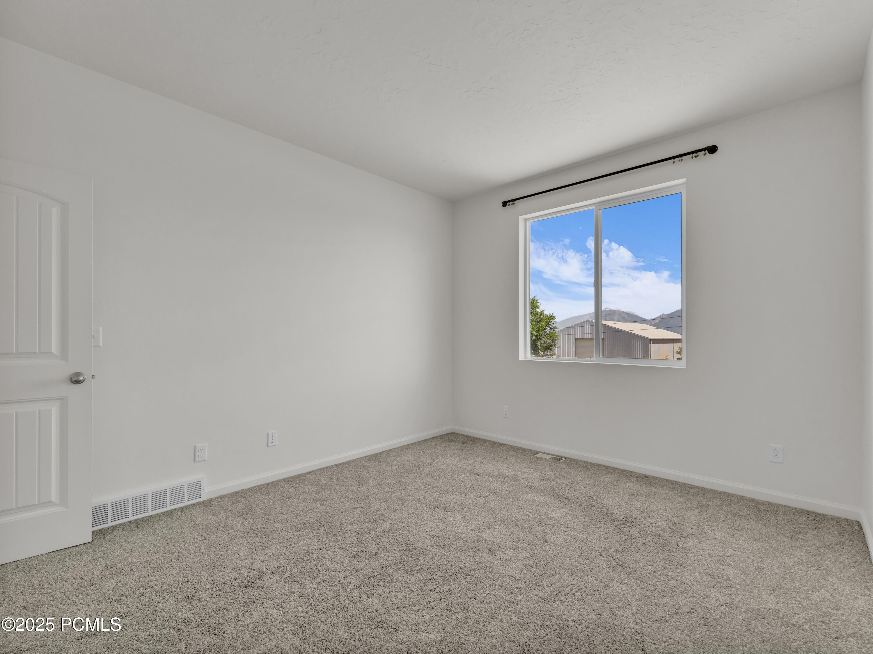 13249 S Shearing Cove