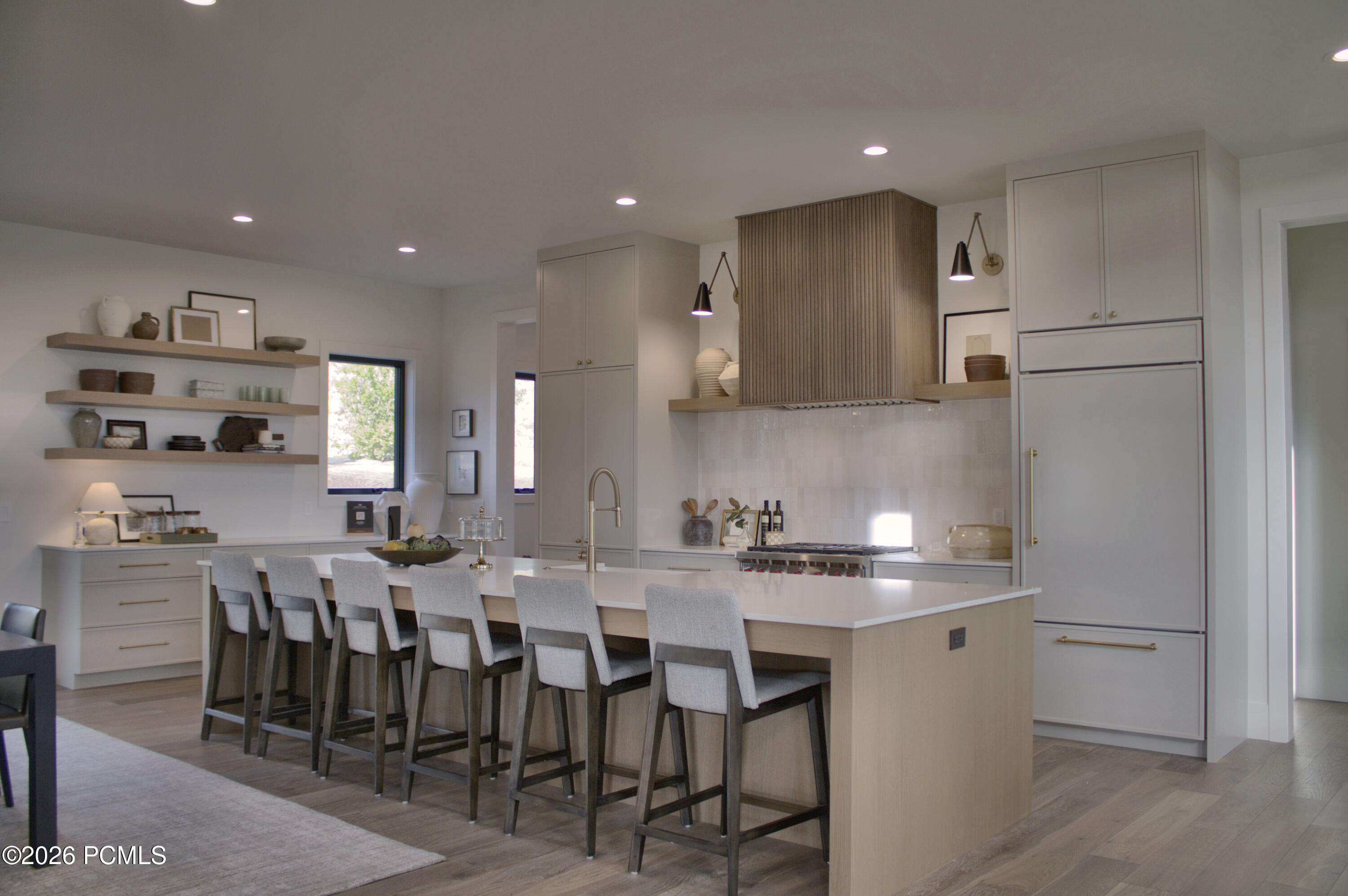 1221 E Coyote View Circle