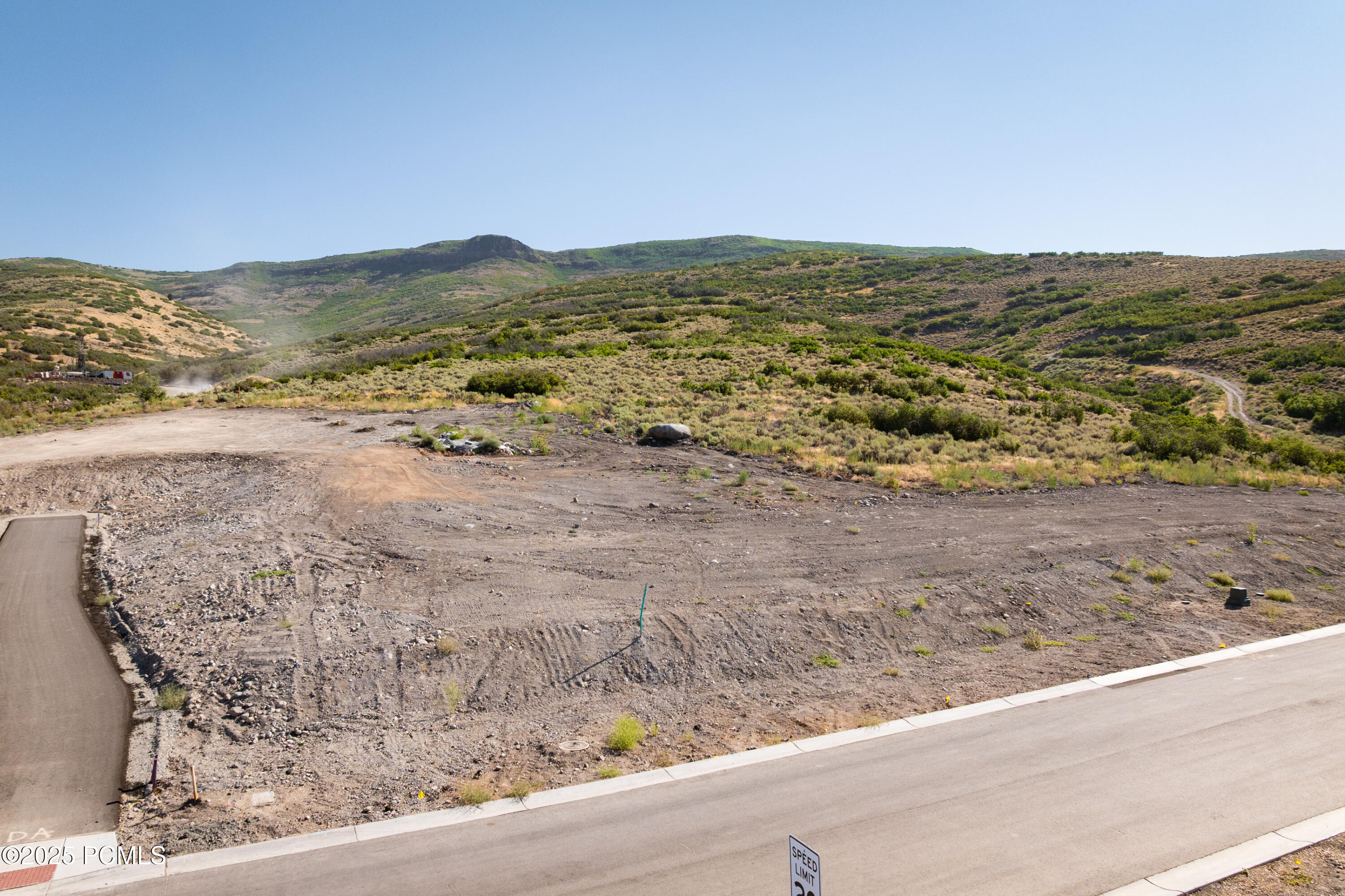 1221 E Coyote View Circle