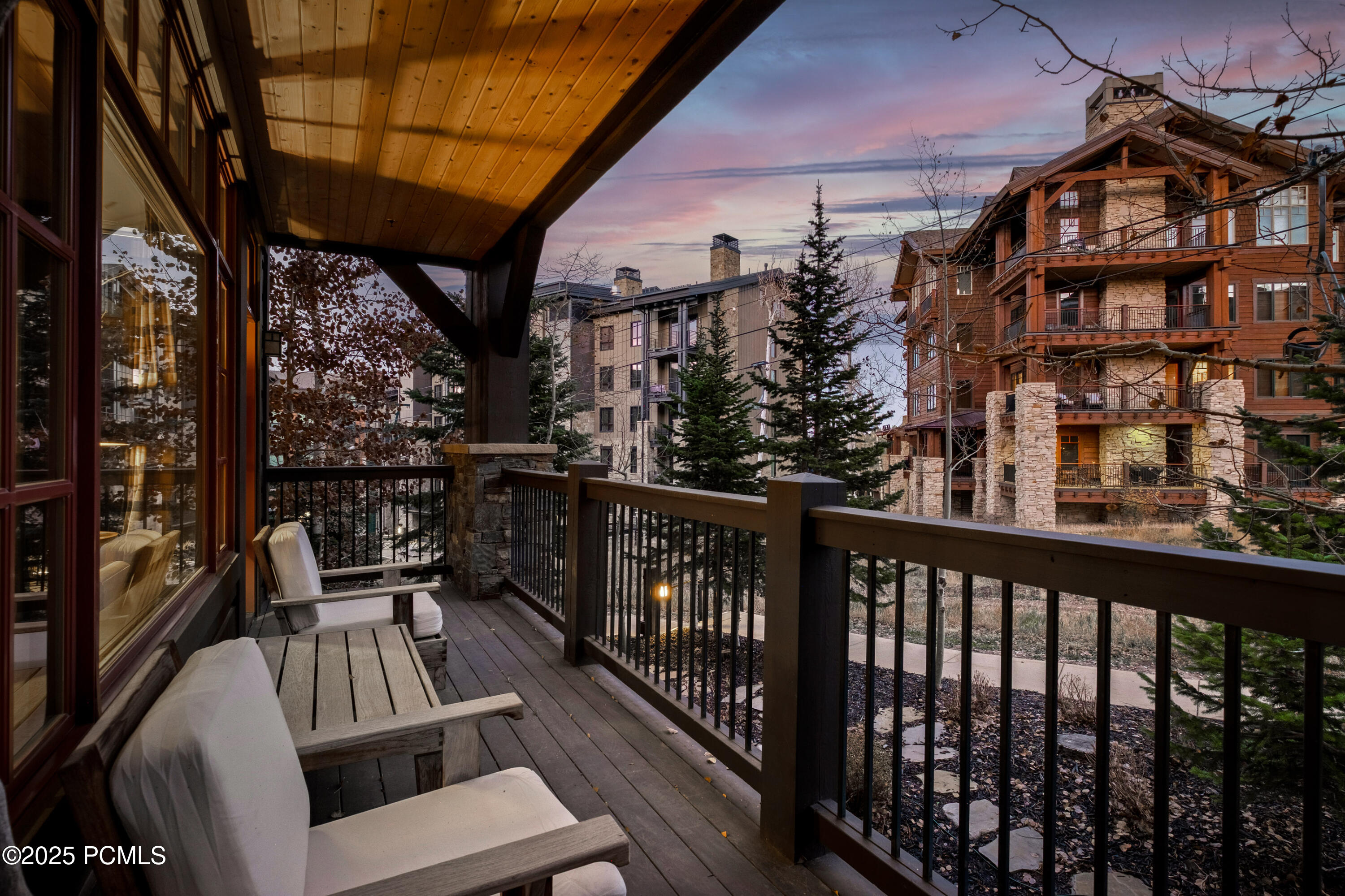 8894 Empire Club Drive, 204