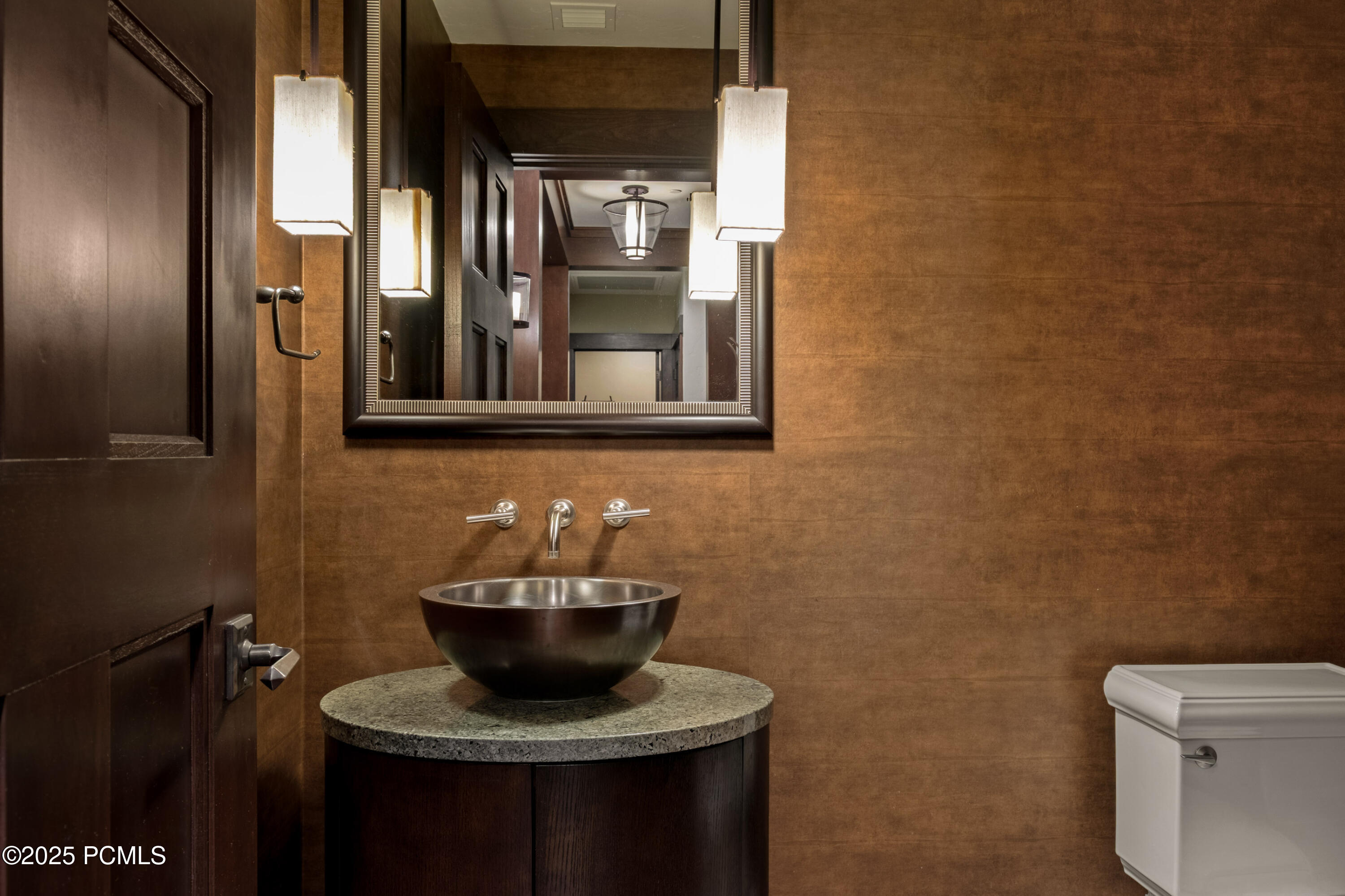 8894 Empire Club Drive, 204