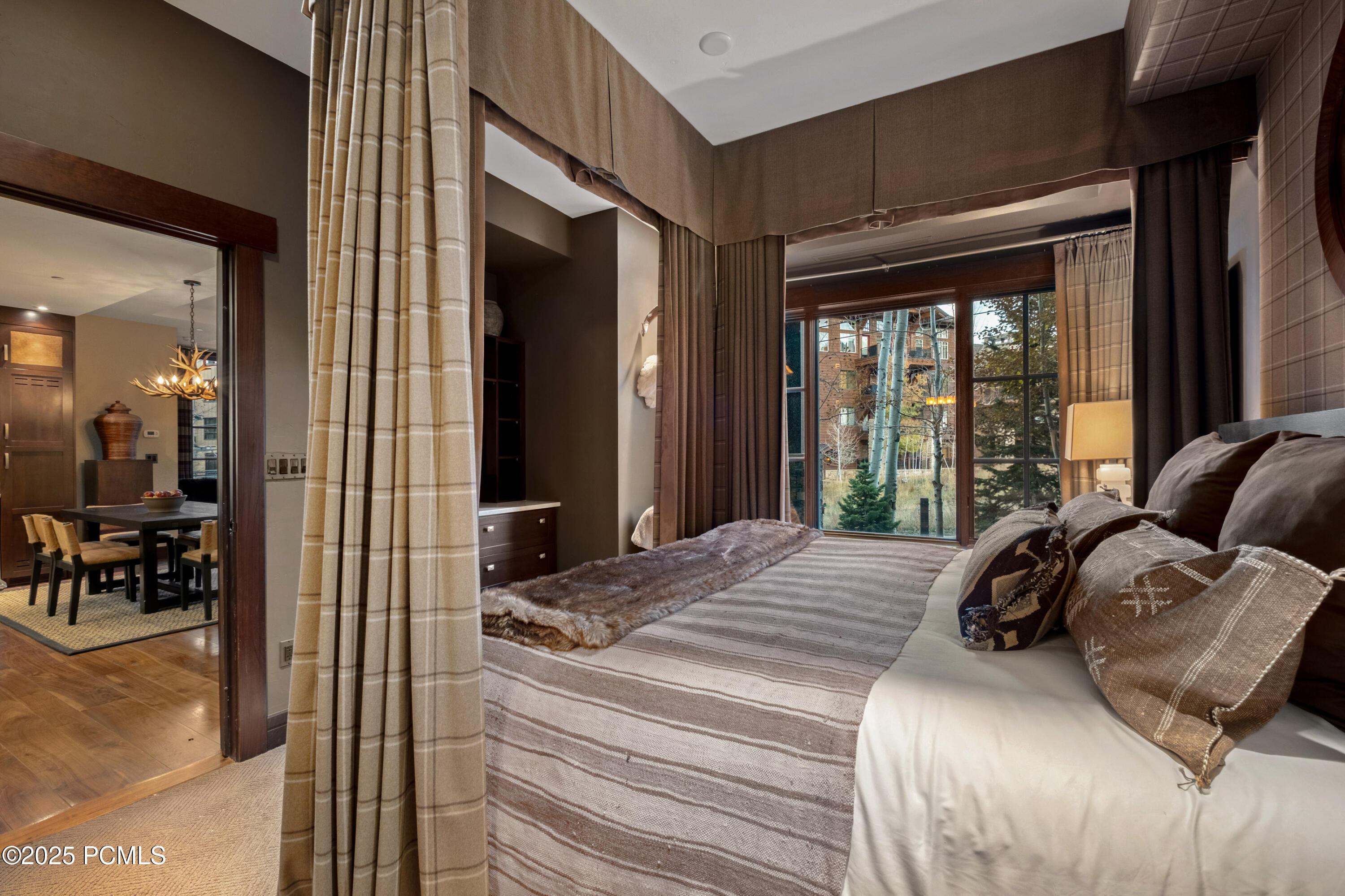 8894 Empire Club Drive, 204