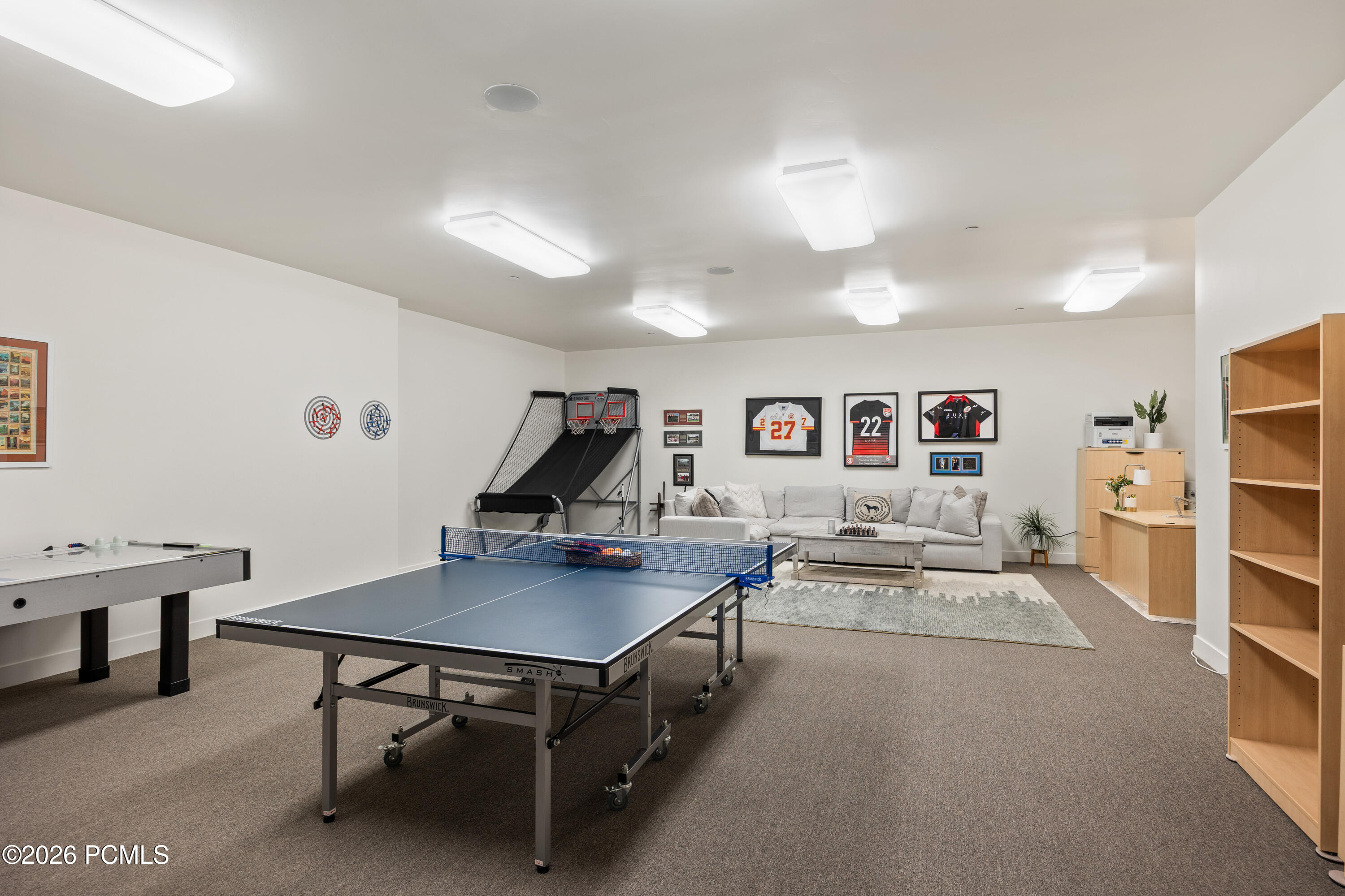 686 N Red Mountain Court
