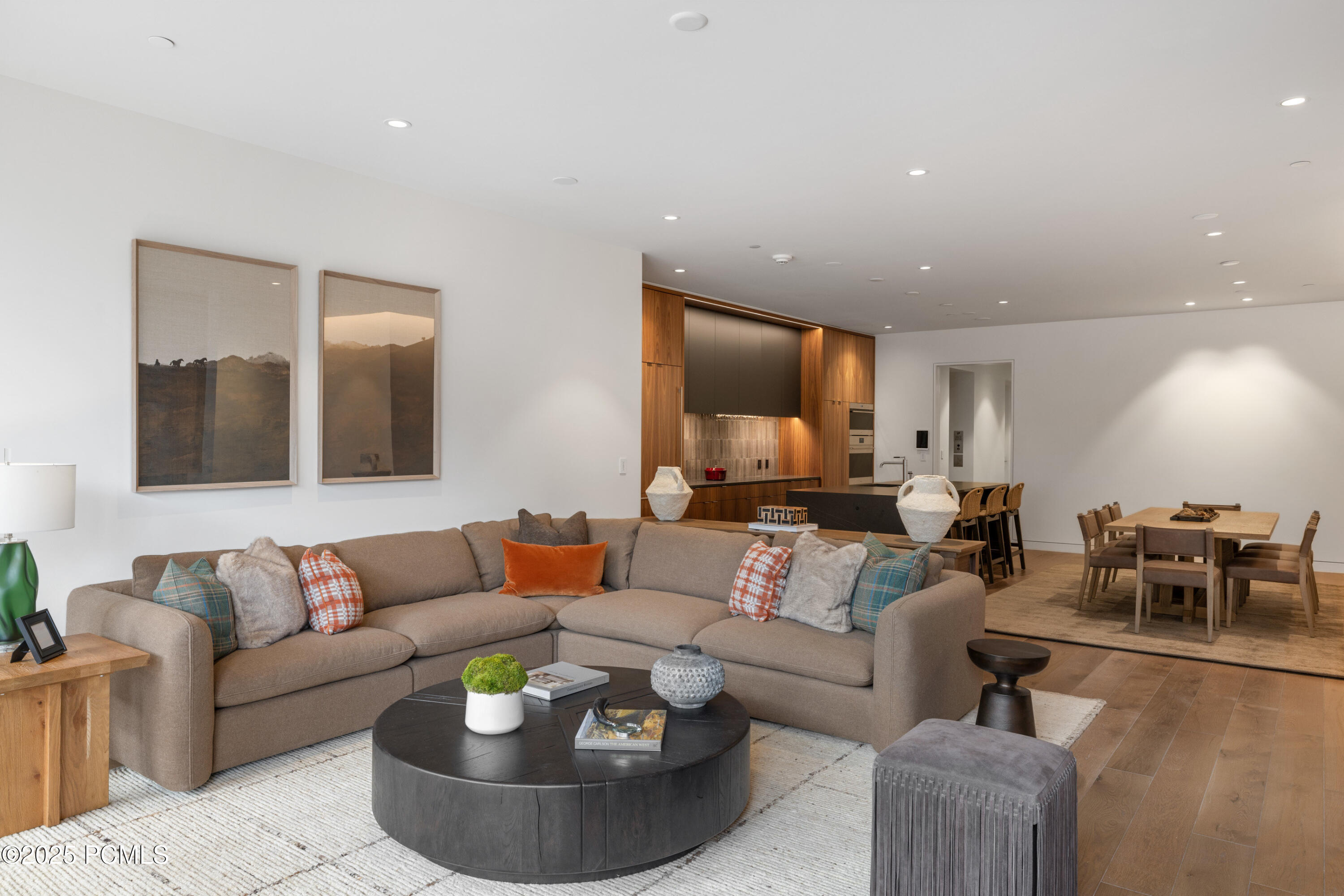 3267 W Deer Hollow Road 2402