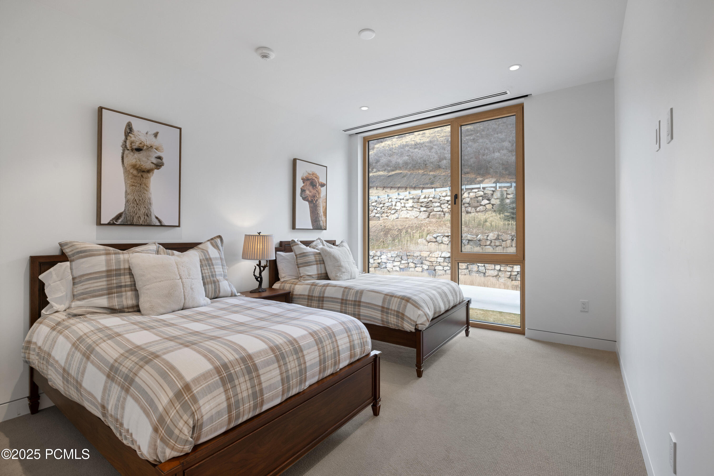 3267 W Deer Hollow Road 2402