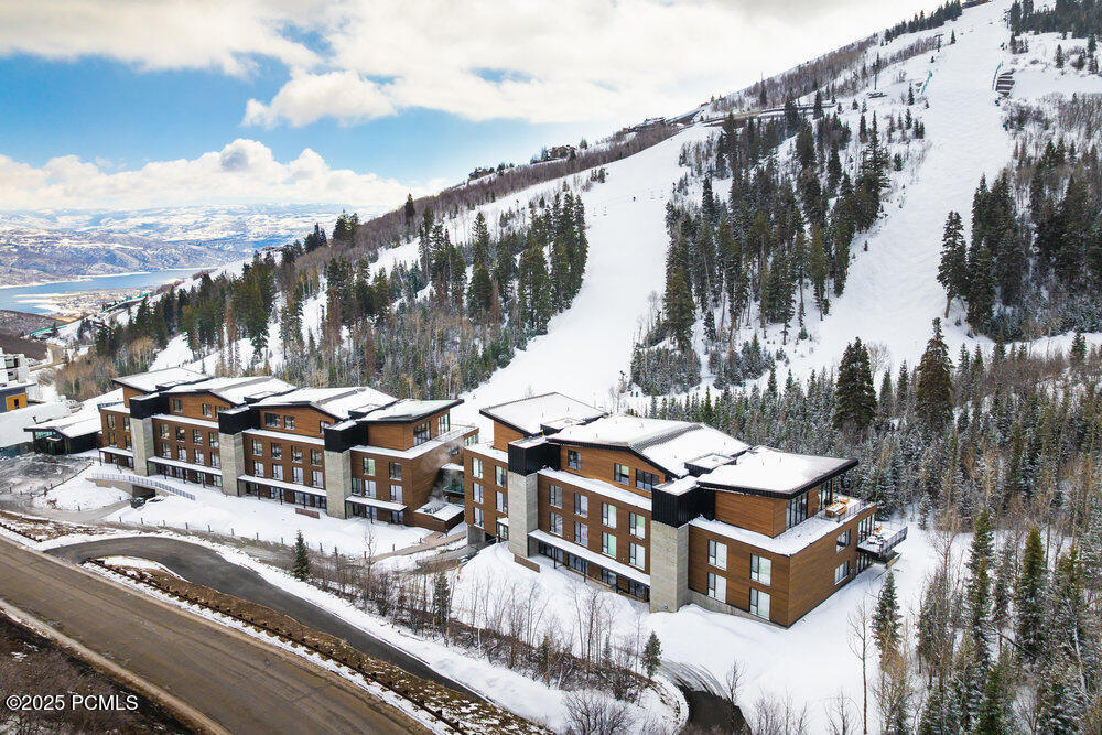 3267 W Deer Hollow Road 2402