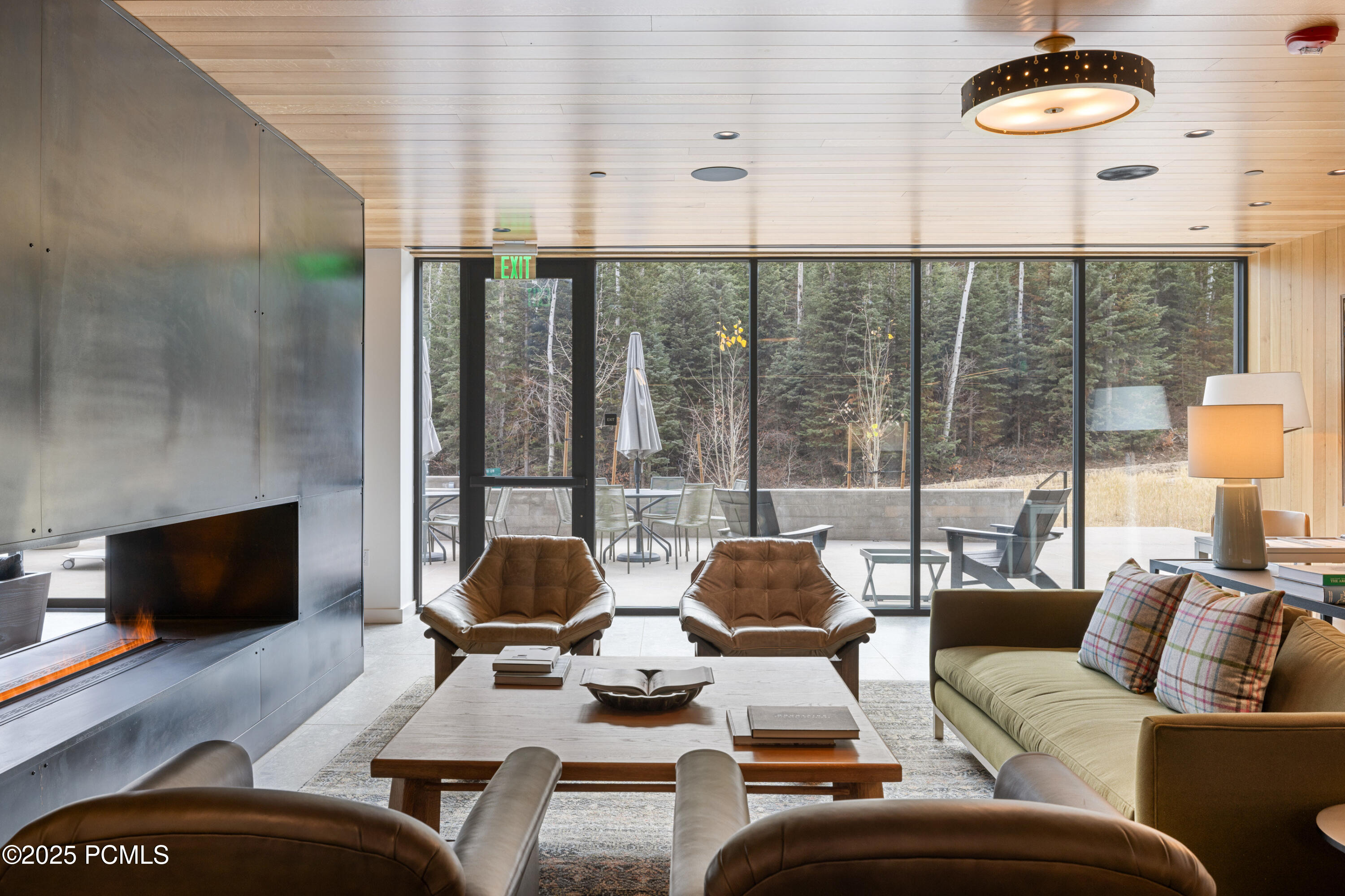 3267 W Deer Hollow Road 2402