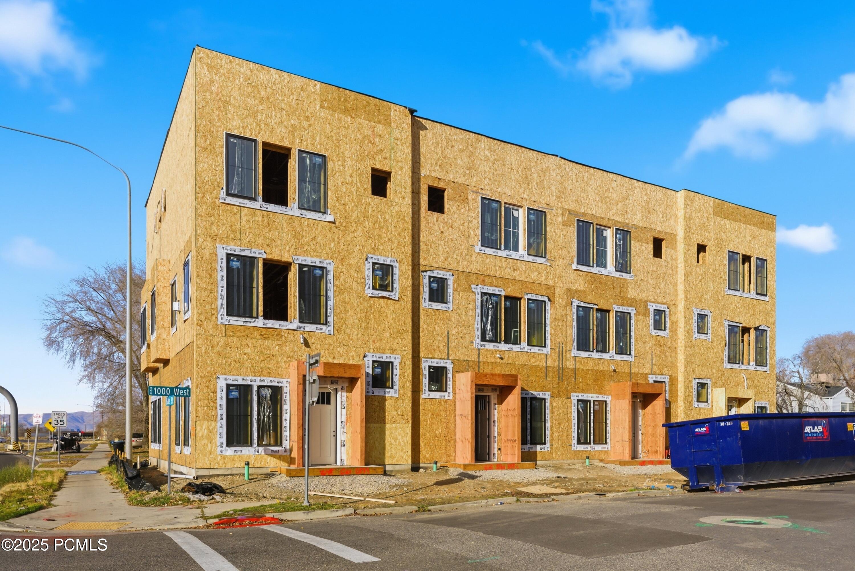 17 N 1000 West