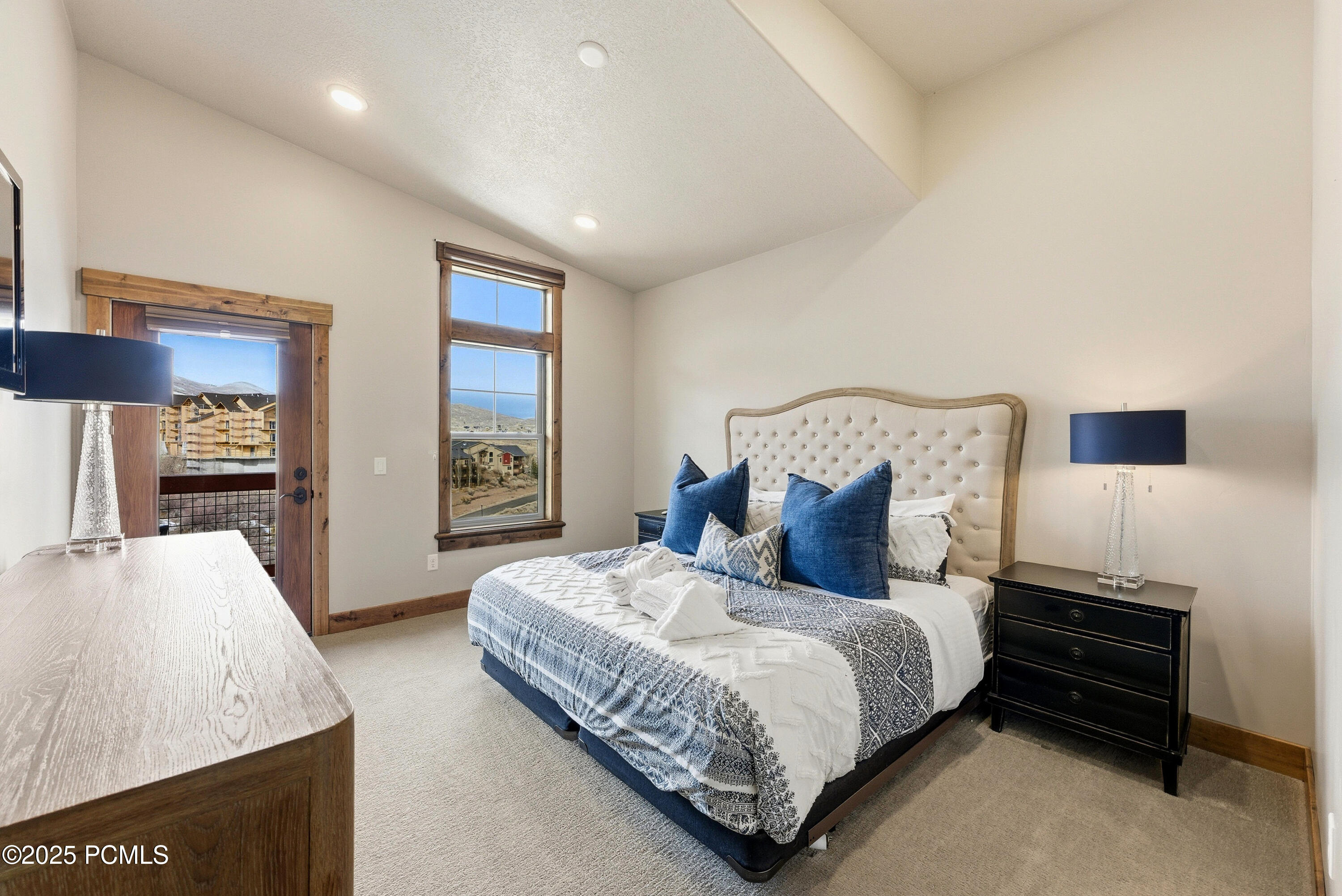 1288 Deer Park Circle 302