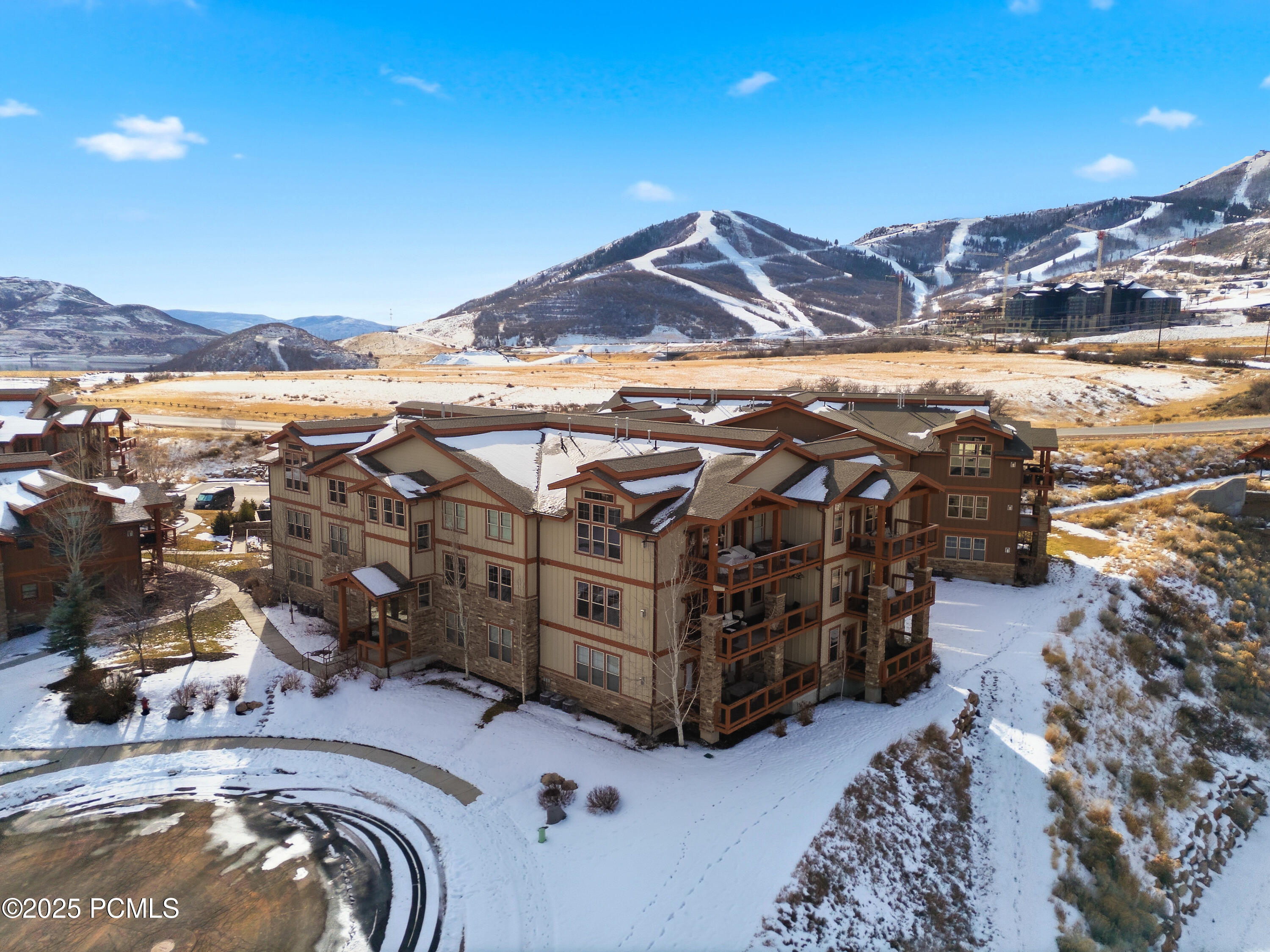 1288 Deer Park Circle 302