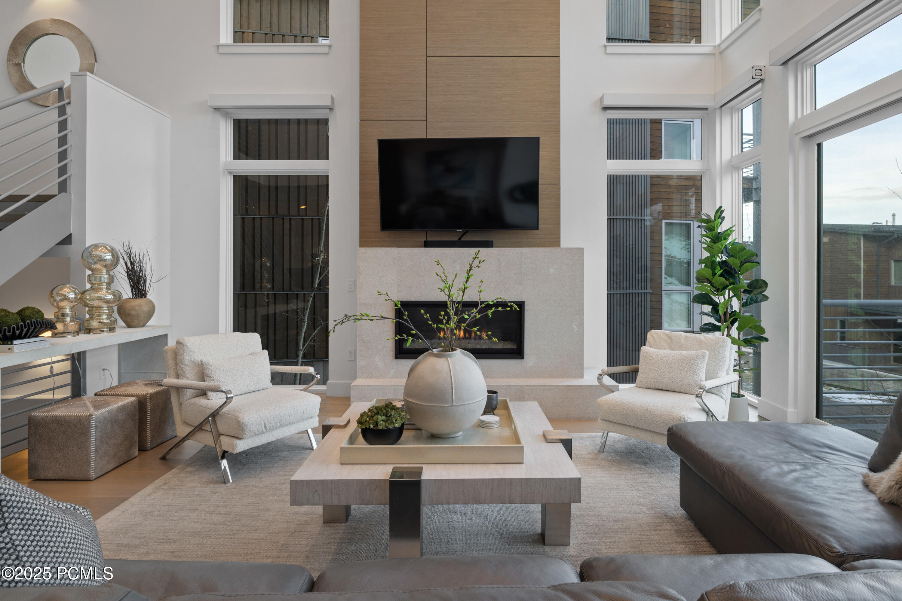 2752 W High Mountain Road 503