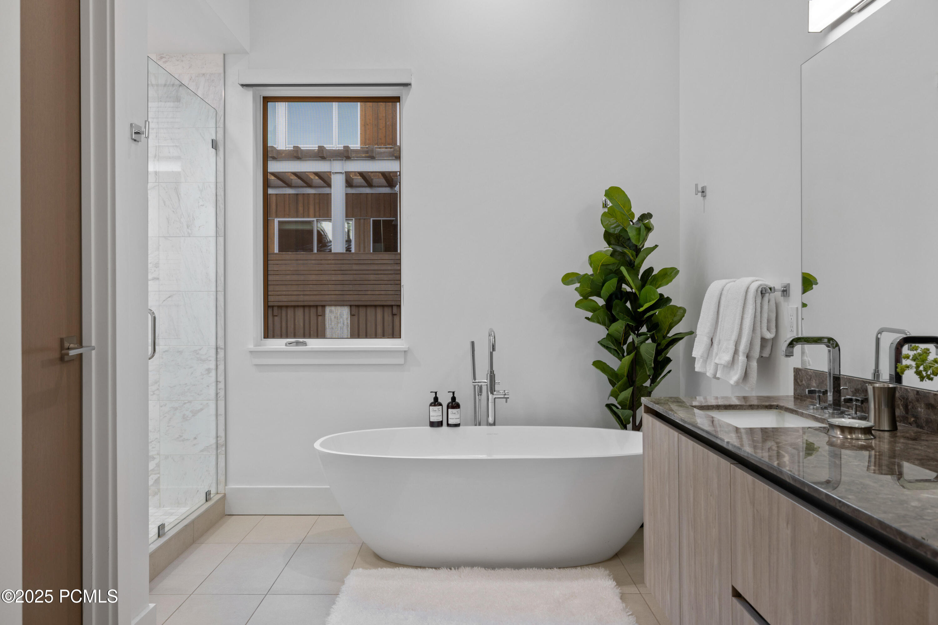 2752 W High Mountain Road 503