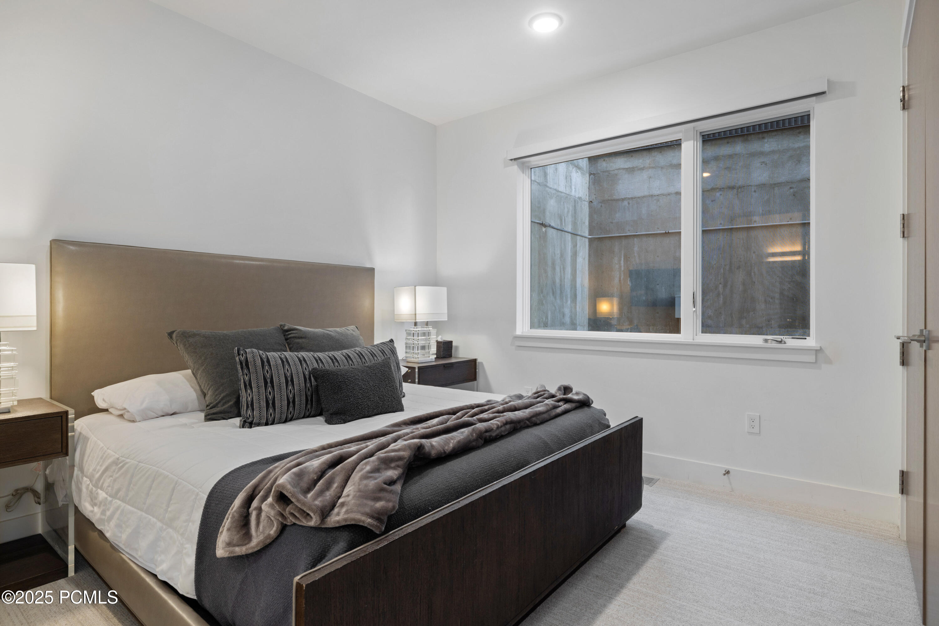 2752 W High Mountain Road 503