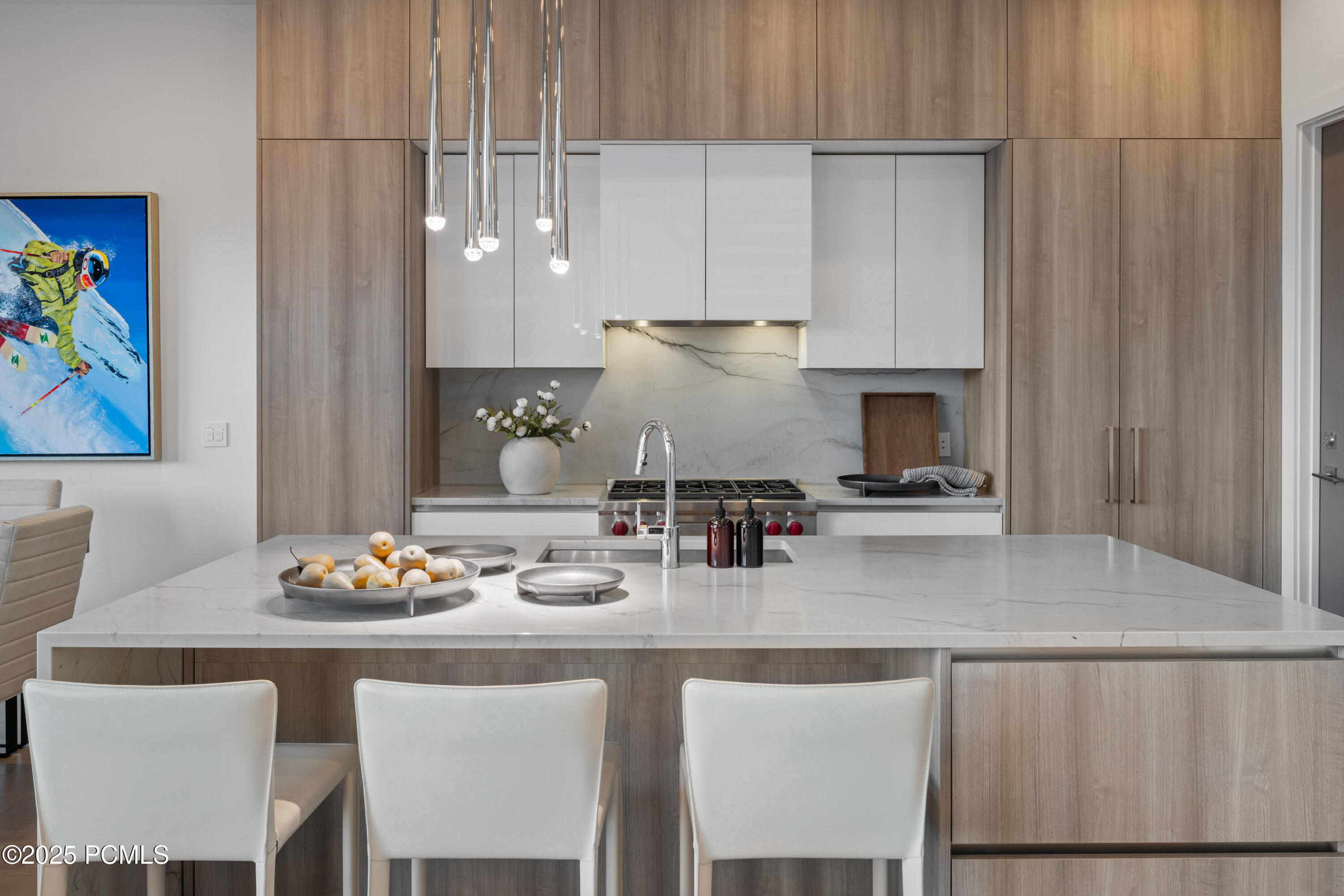 2752 W High Mountain Road 503