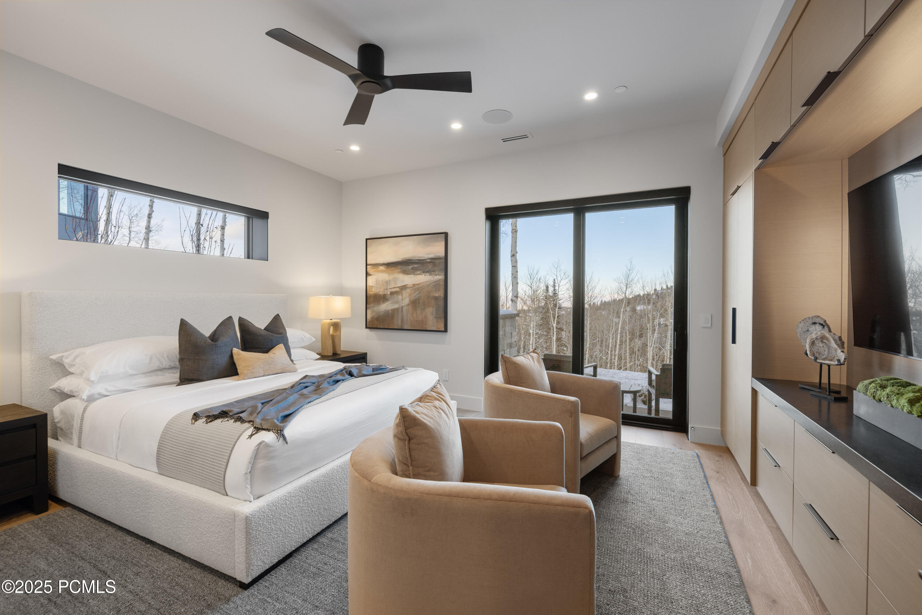 8939 Moonshadow Court