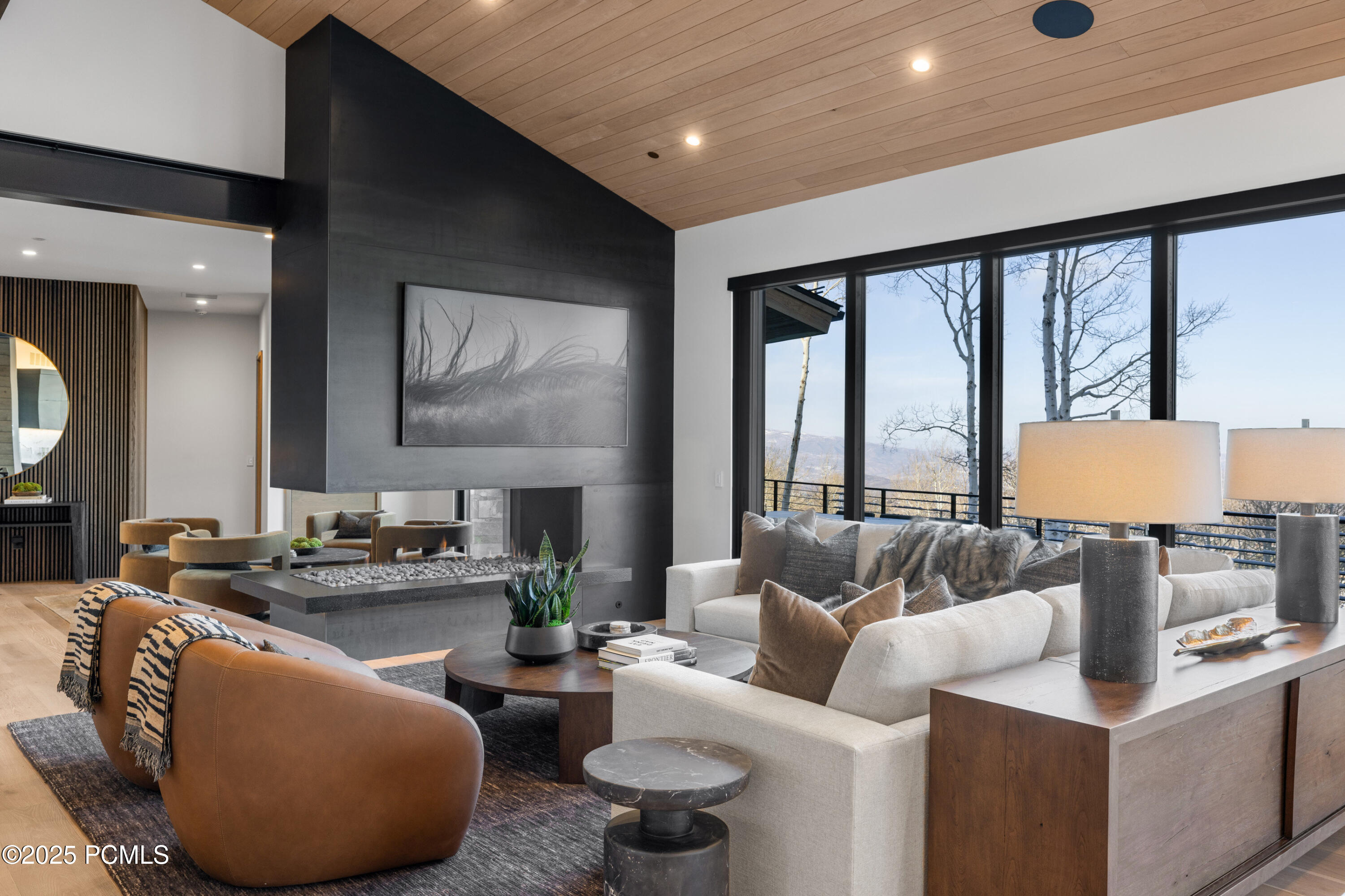 8939 Moonshadow Court