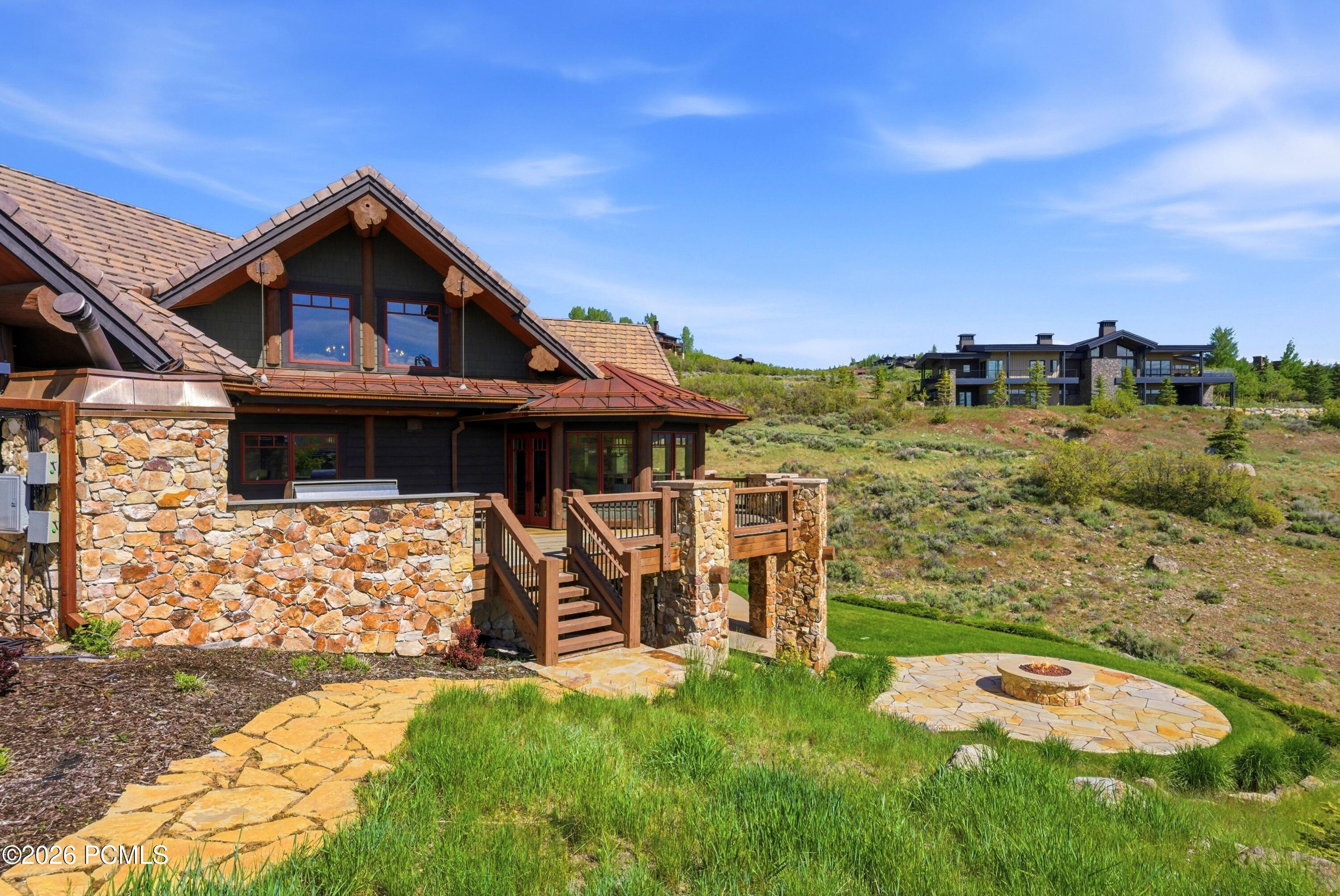 4461 Aspen Camp Loop