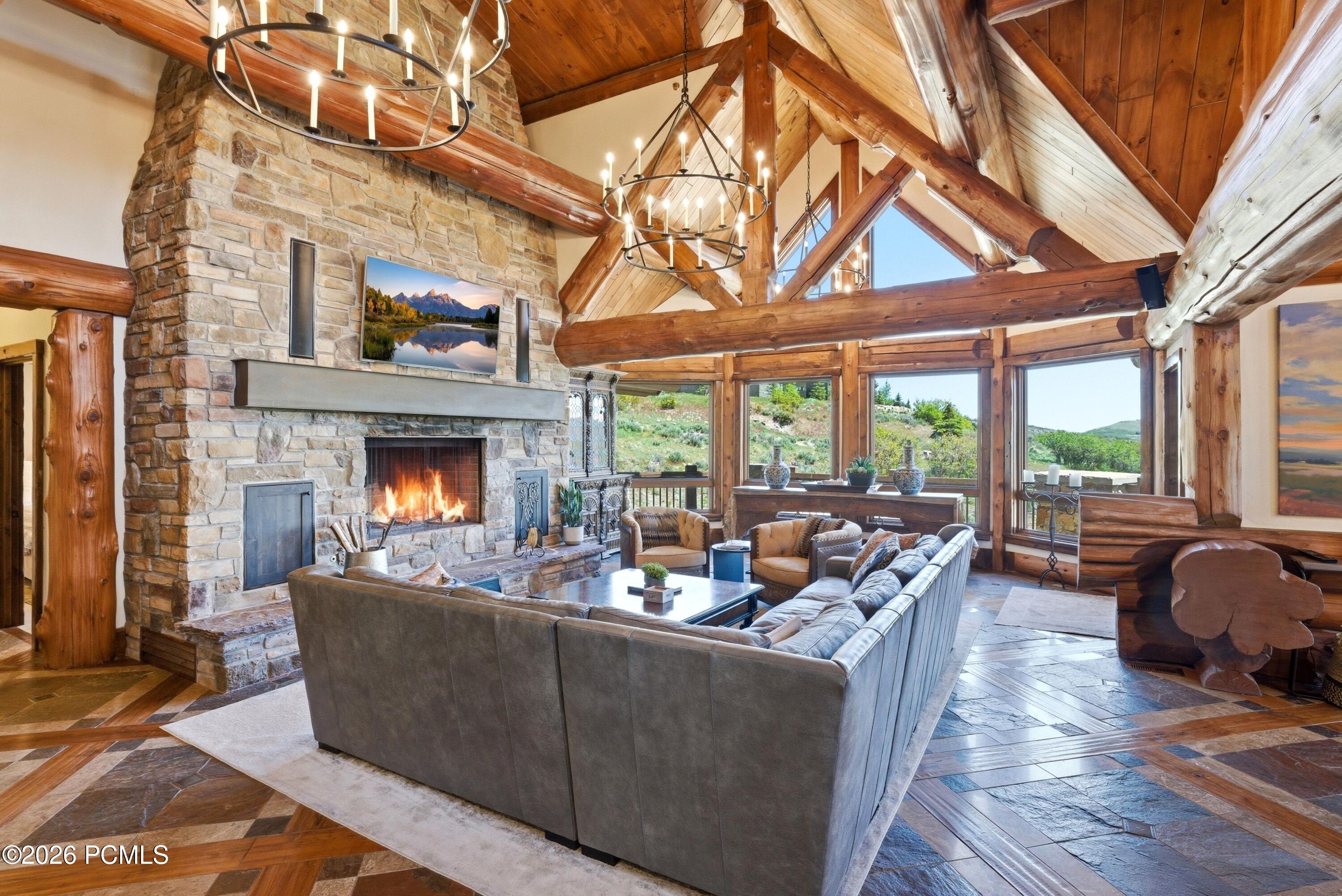 4461 Aspen Camp Loop