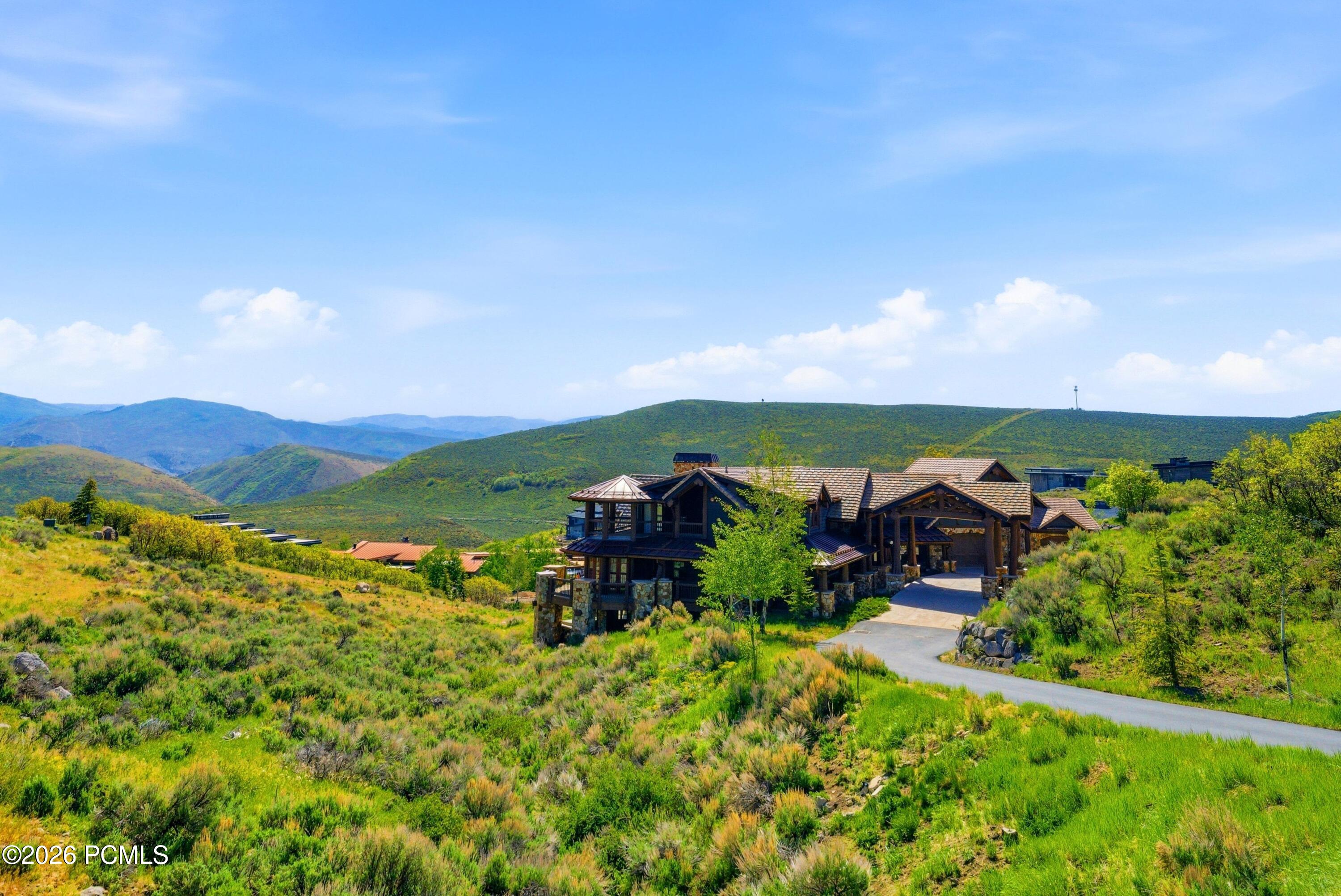 4461 Aspen Camp Loop
