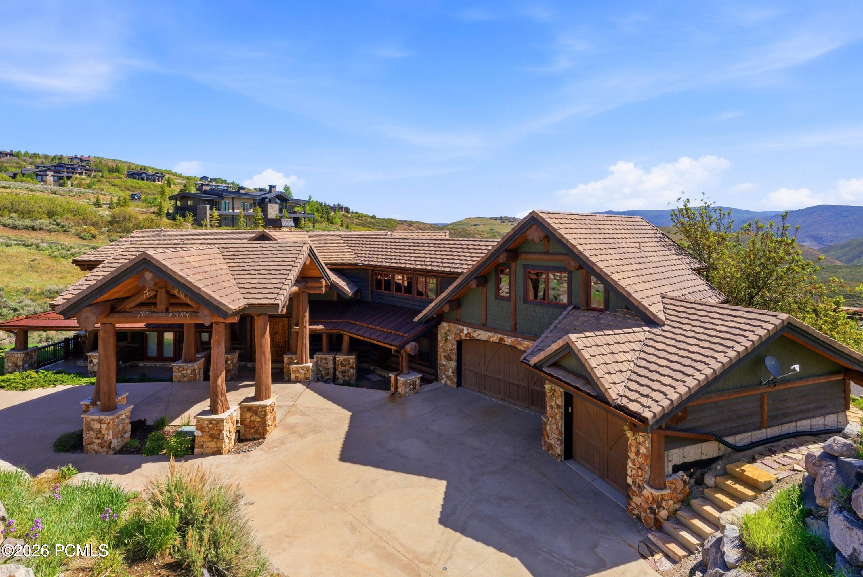 4461 Aspen Camp Loop